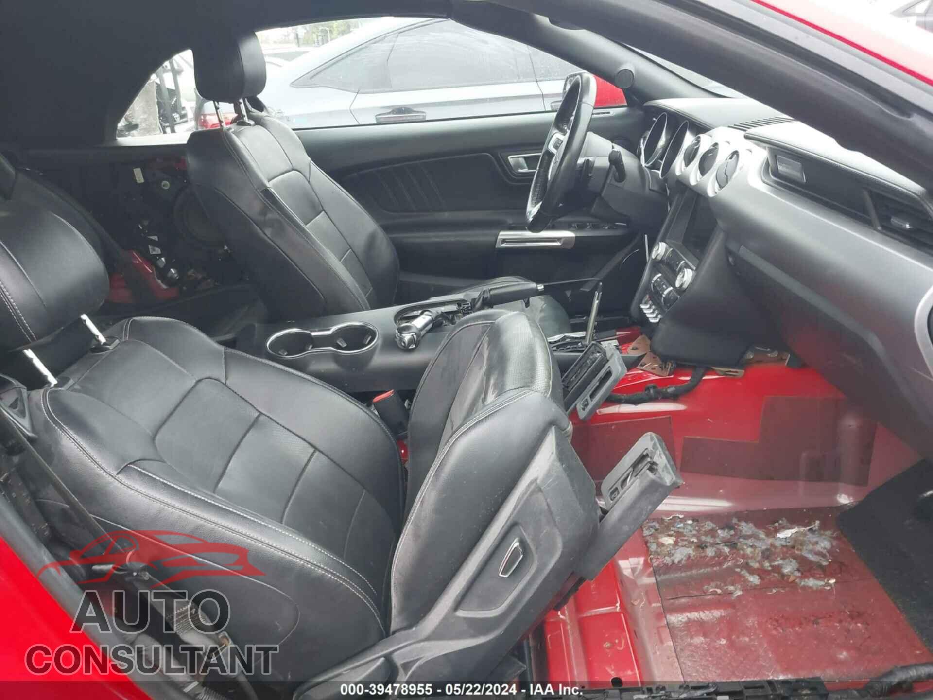 FORD MUSTANG 2018 - 1FATP8UH9J5110143