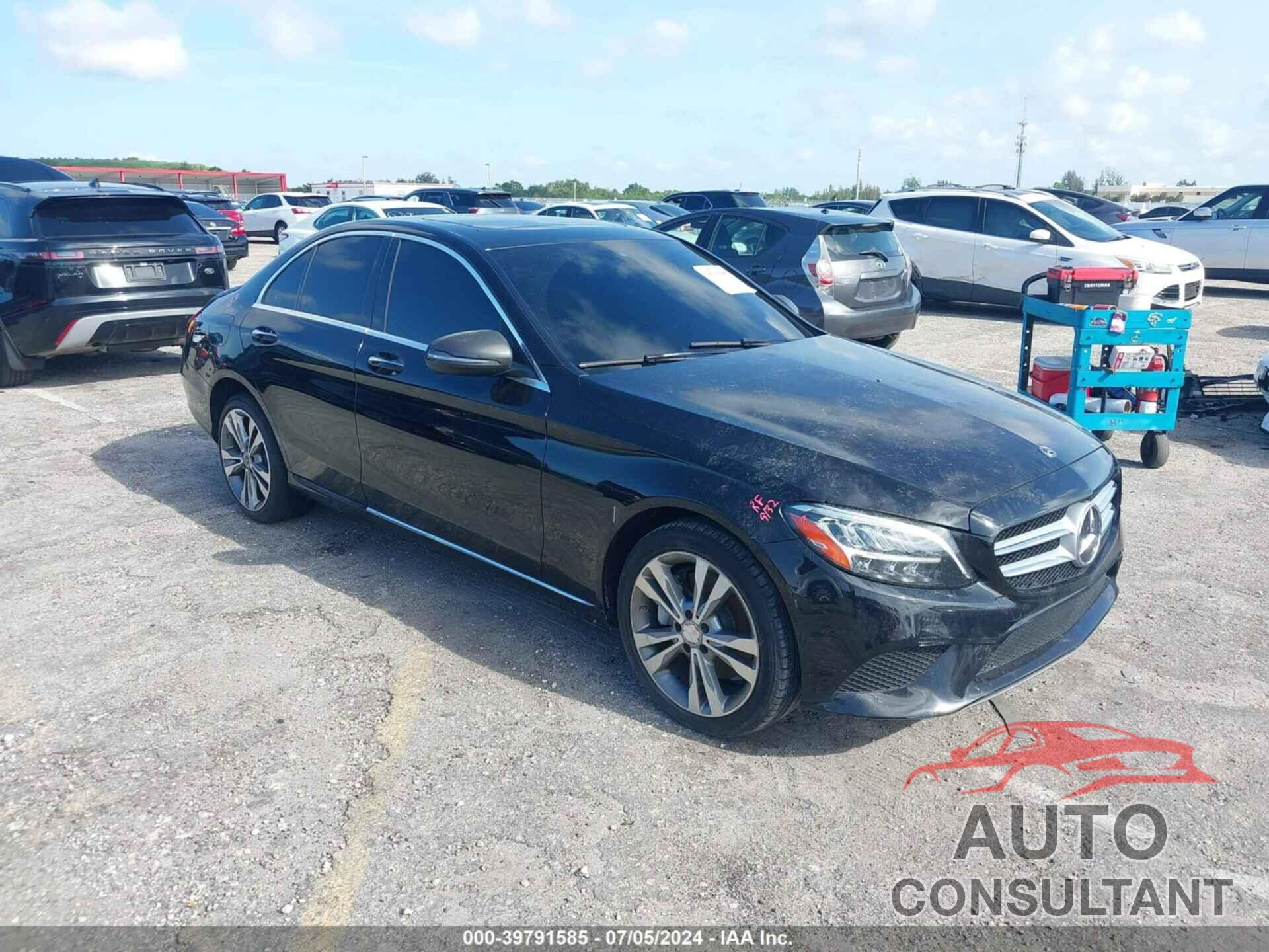 MERCEDES-BENZ C 300 2019 - 55SWF8EB9KU291148