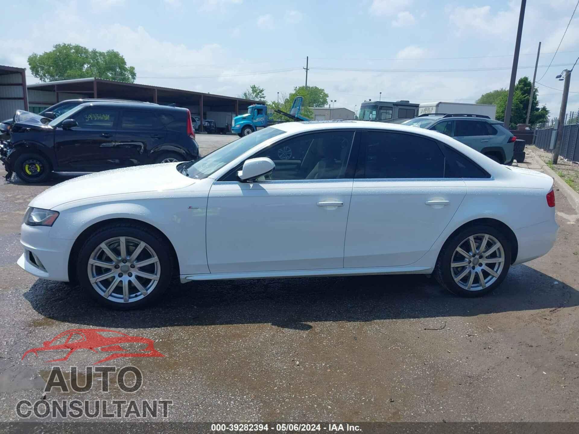AUDI A4 2012 - WAUFFAFL2CN020643
