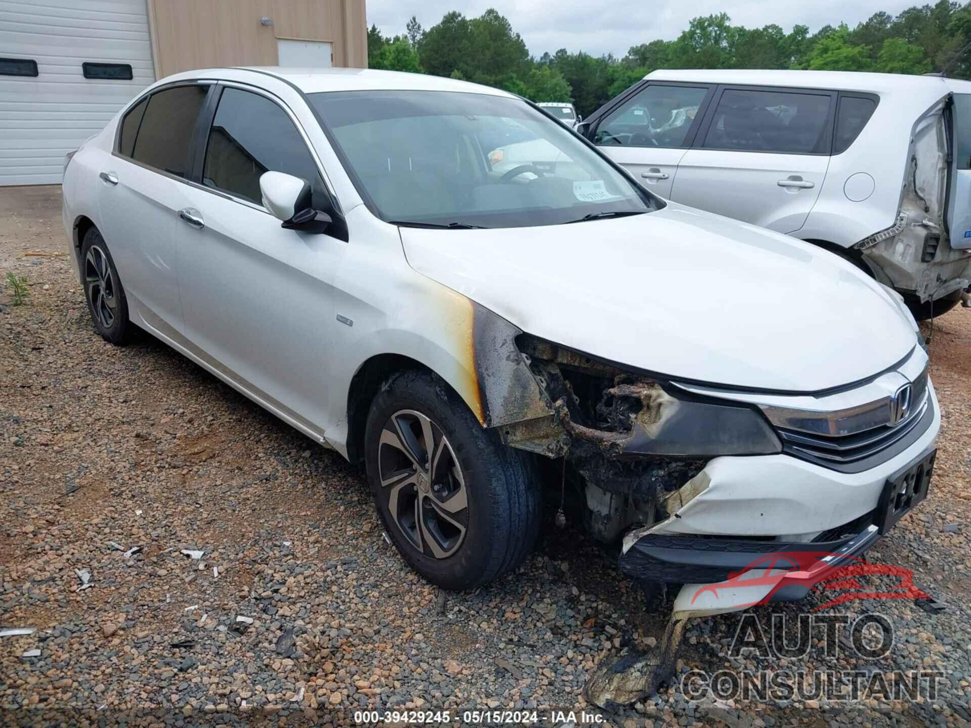HONDA ACCORD 2016 - 1HGCR2F38GA208049