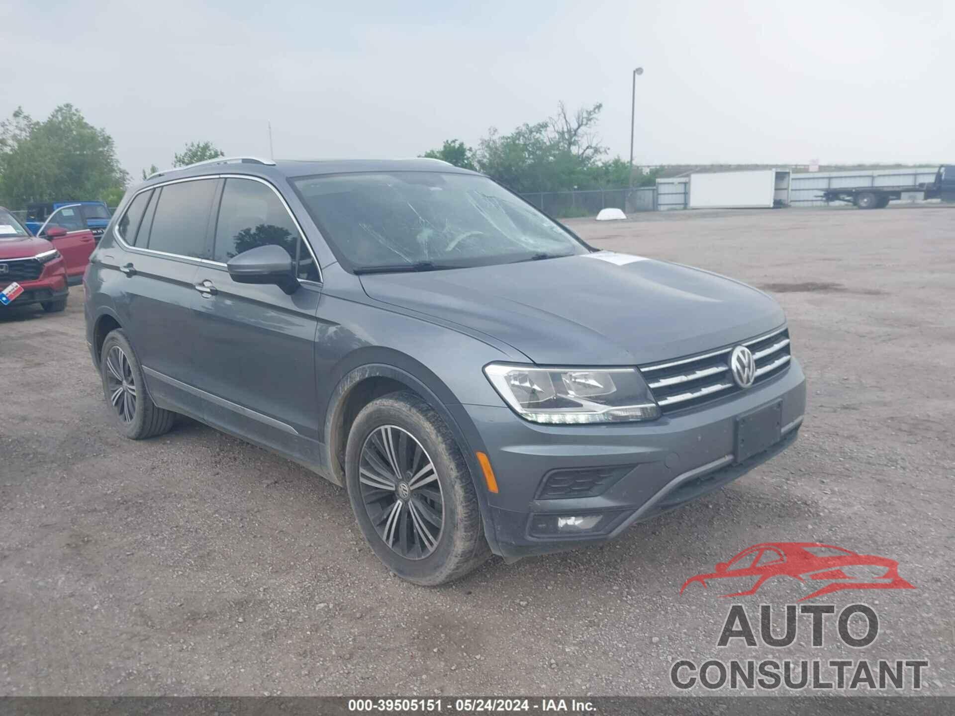 VOLKSWAGEN TIGUAN 2018 - 3VV3B7AX5JM024855