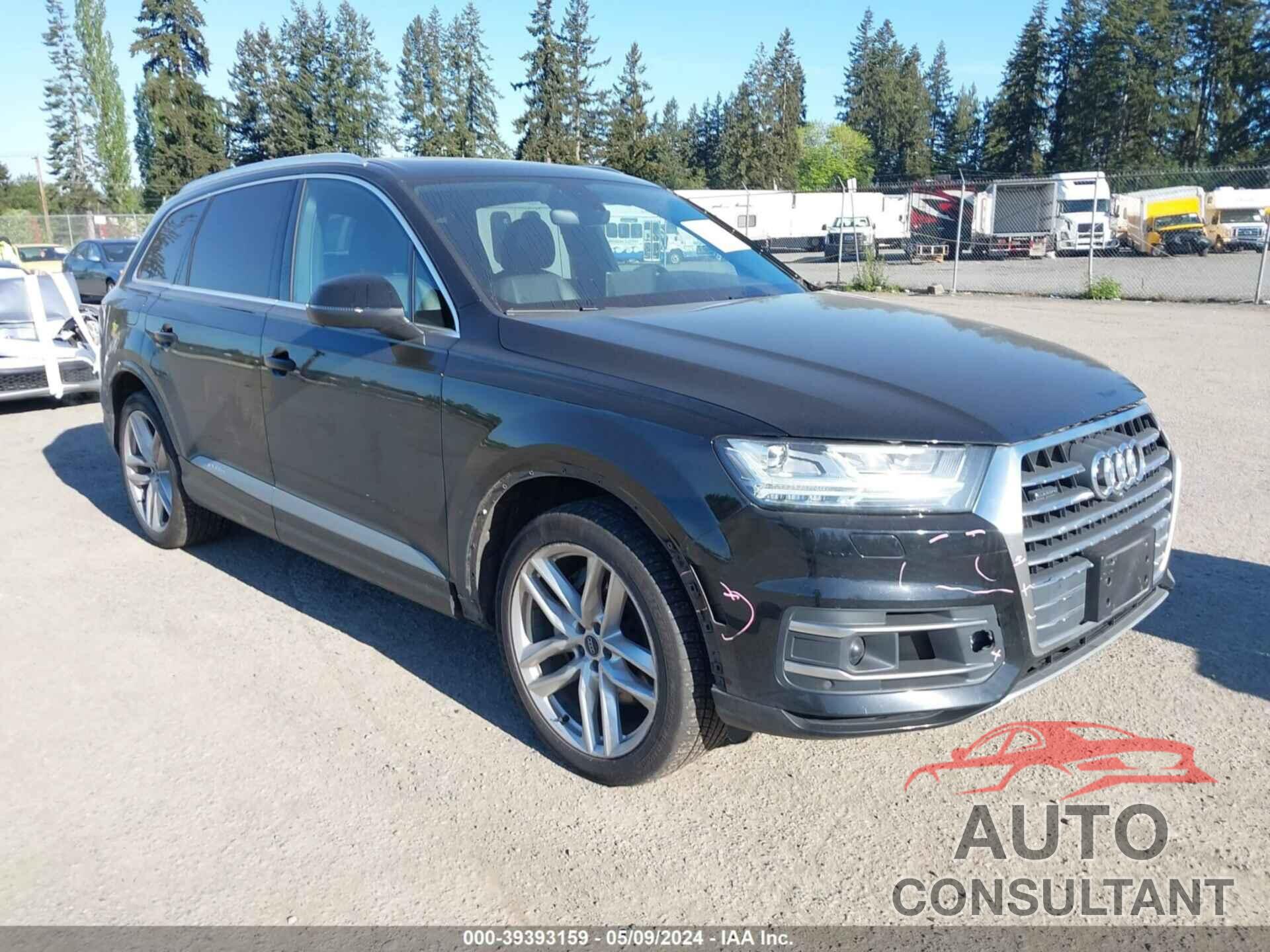 AUDI Q7 2018 - WA1VAAF71JD051816