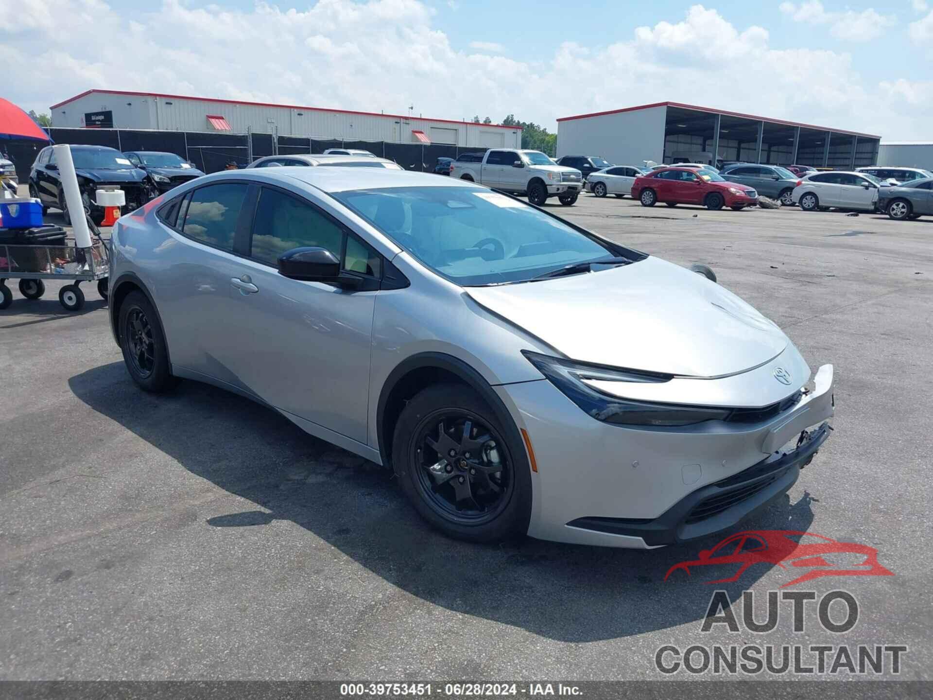TOYOTA PRIUS 2024 - JTDACAAU3R3018555