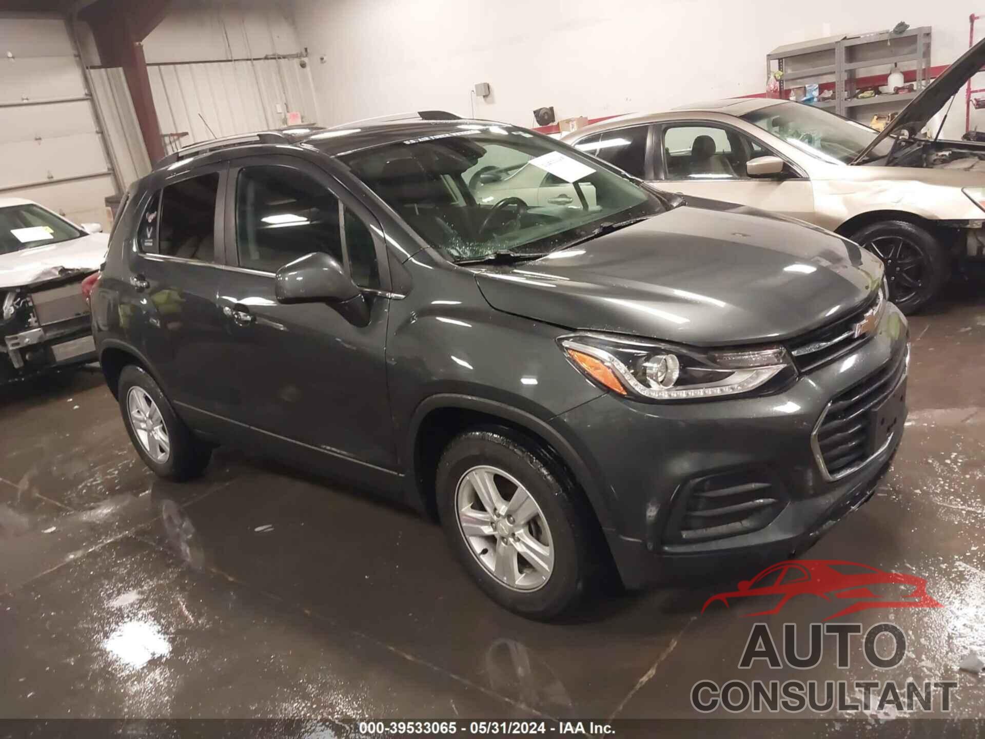 CHEVROLET TRAX 2018 - KL7CJPSB4JB601819