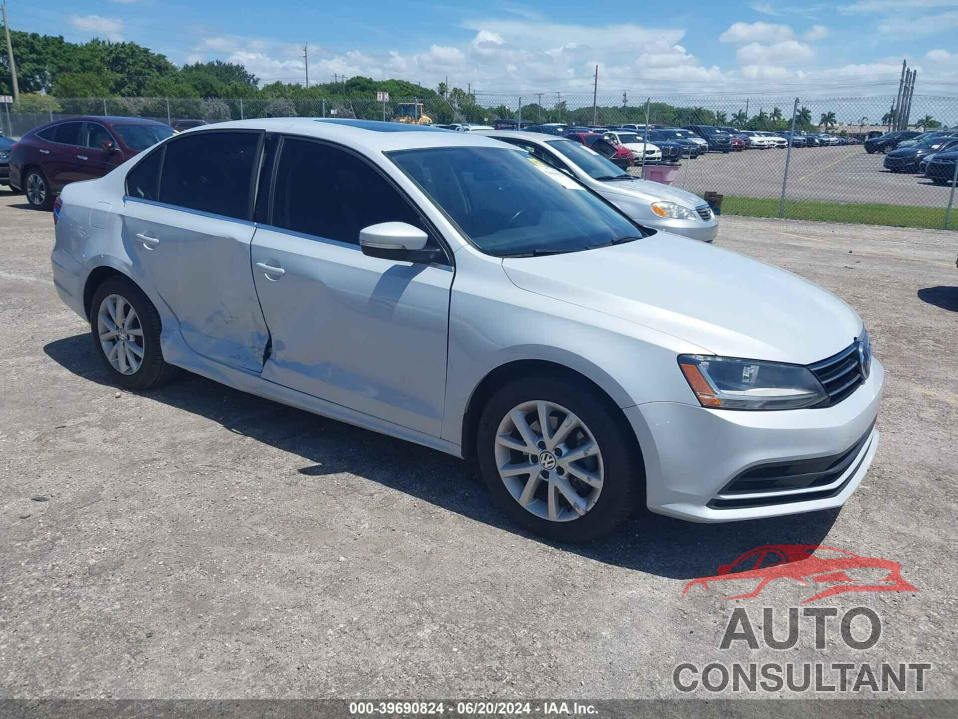 VOLKSWAGEN JETTA 2017 - 3VWDB7AJ4HM312484