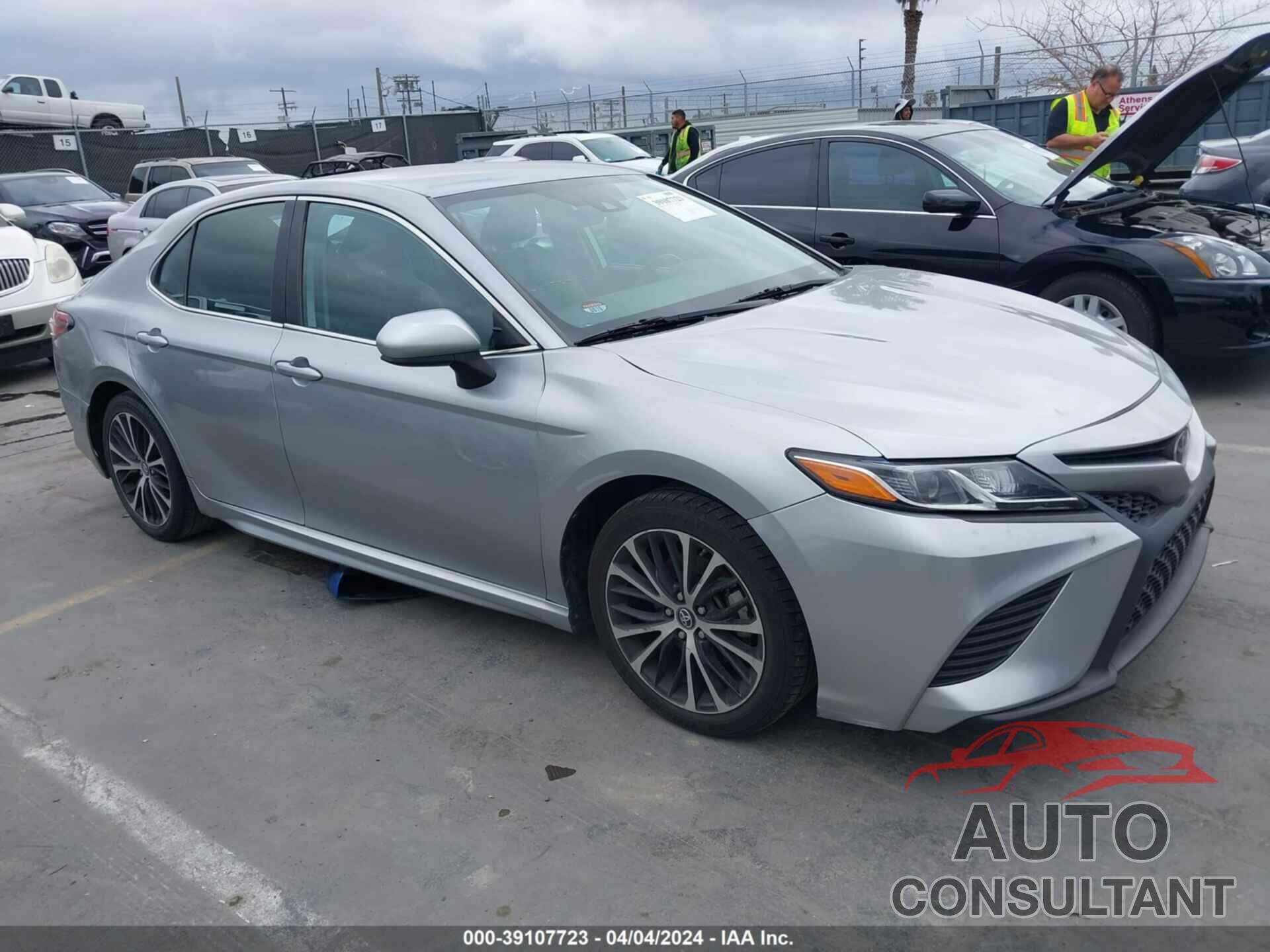 TOYOTA CAMRY 2019 - 4T1B11HK8KU712829