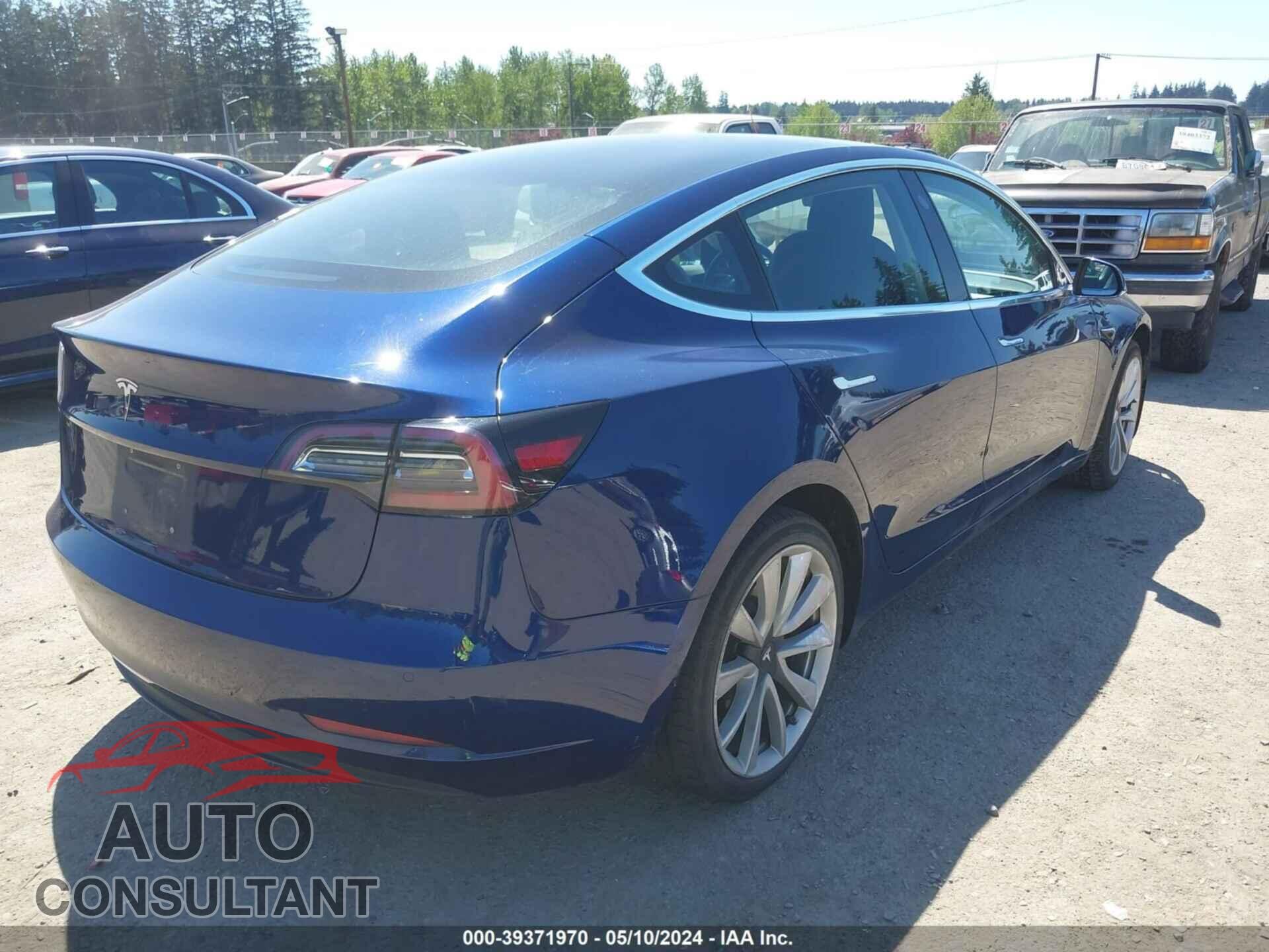 TESLA MODEL 3 2018 - 5YJ3E1EA1JF060068