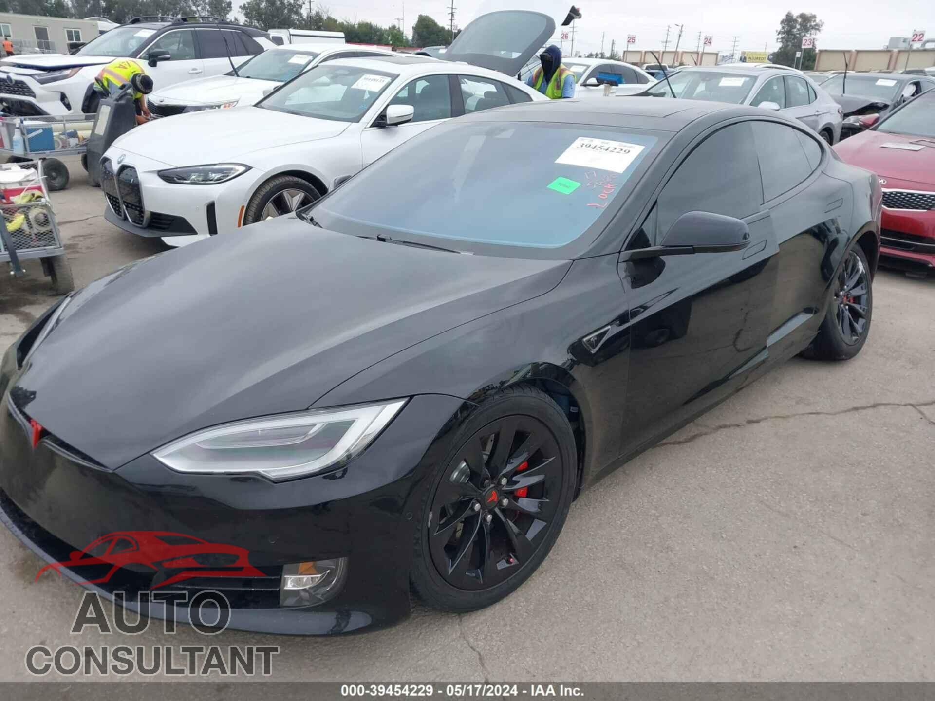 TESLA MODEL S 2016 - 5YJSA1E14GF138973