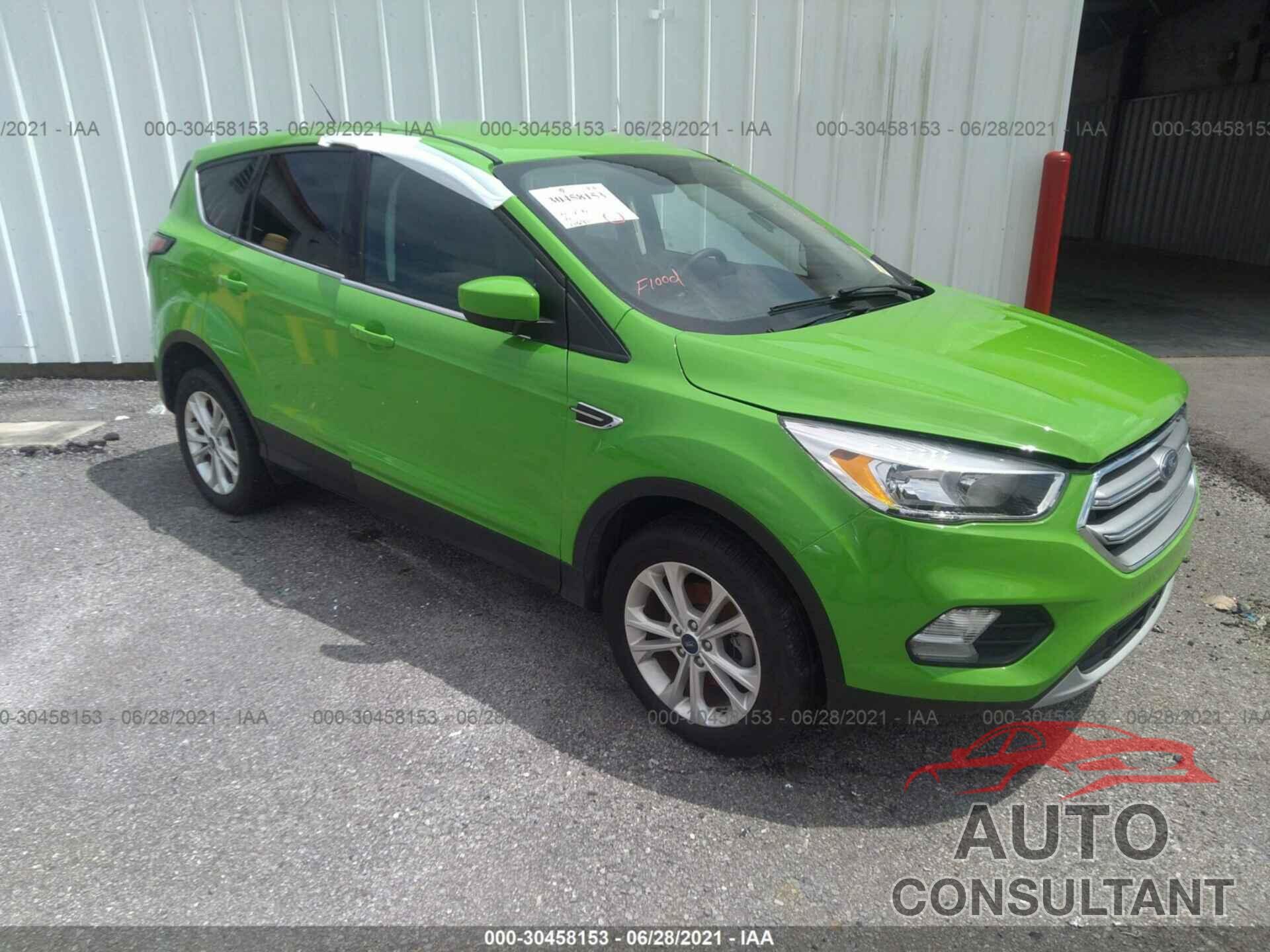 FORD ESCAPE 2017 - 1FMCU0GD7HUE64462
