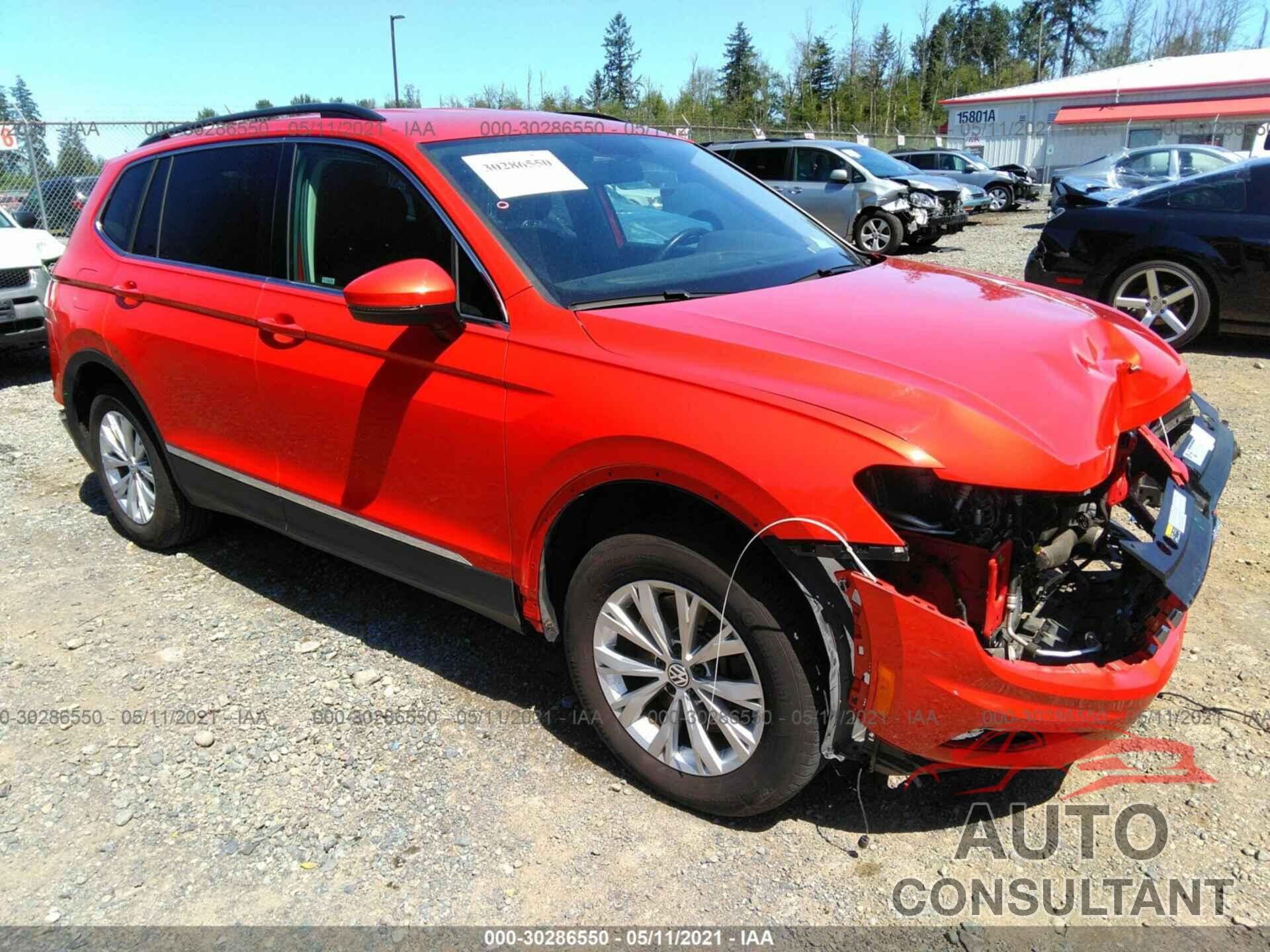 VOLKSWAGEN TIGUAN 2018 - 3VV2B7AX3JM085827