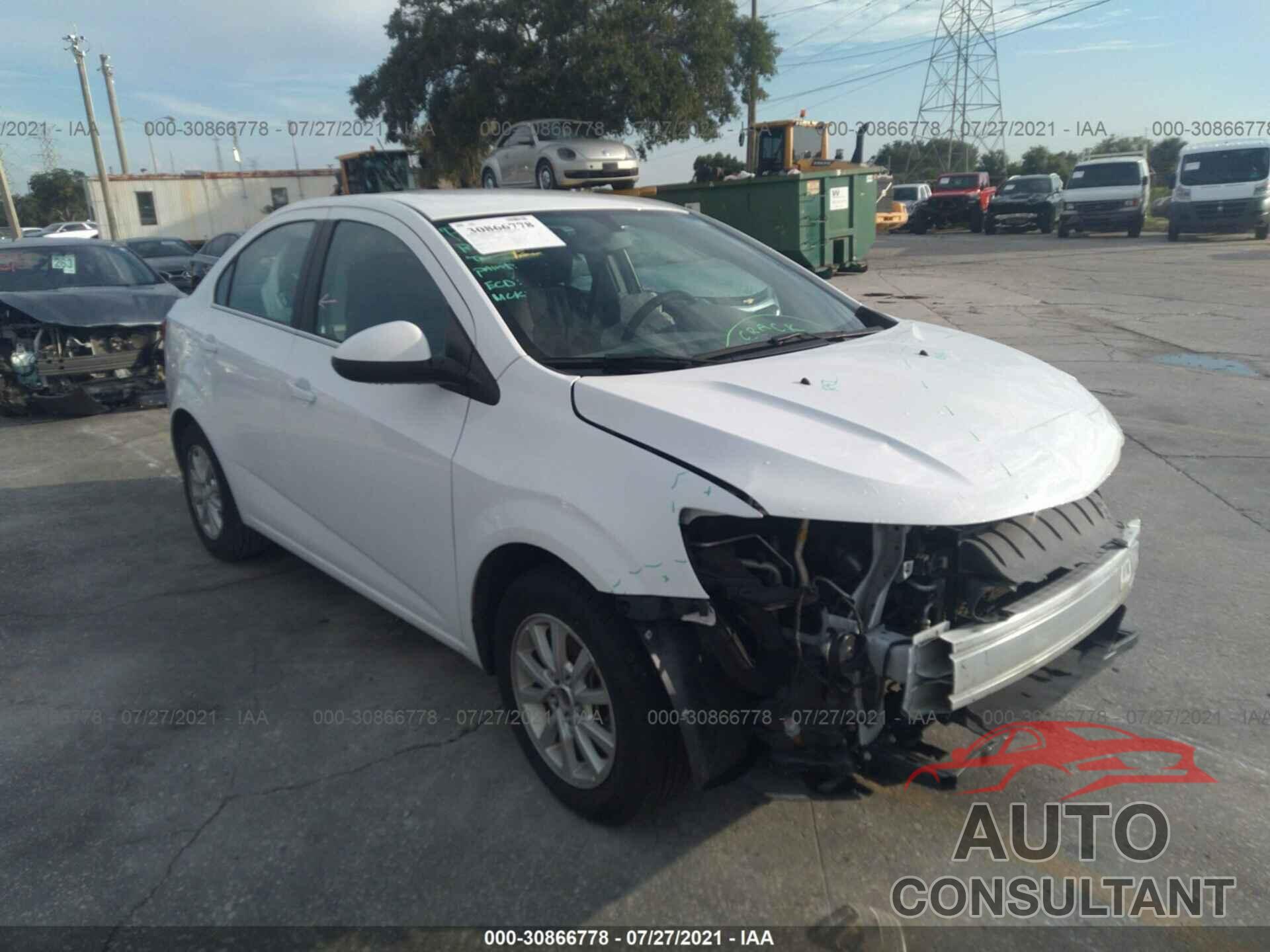CHEVROLET SONIC 2017 - 1G1JD5SHXH4114366