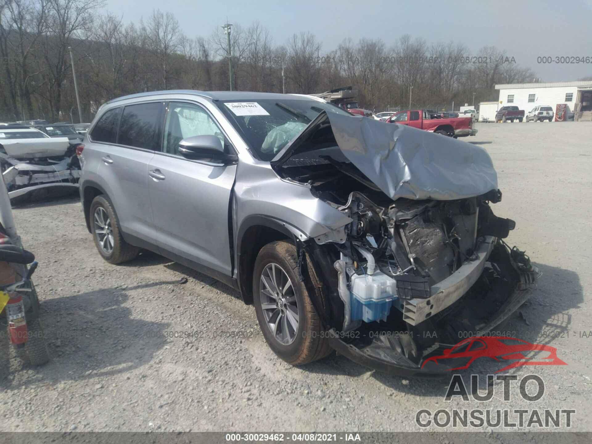 TOYOTA HIGHLANDER 2019 - 5TDJZRFH3KS565080