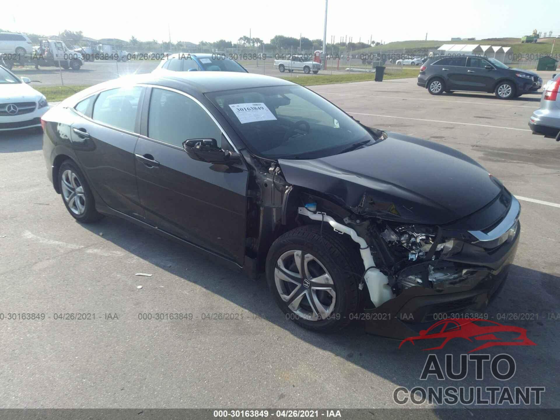 HONDA CIVIC SEDAN 2018 - 19XFC2F54JE022561