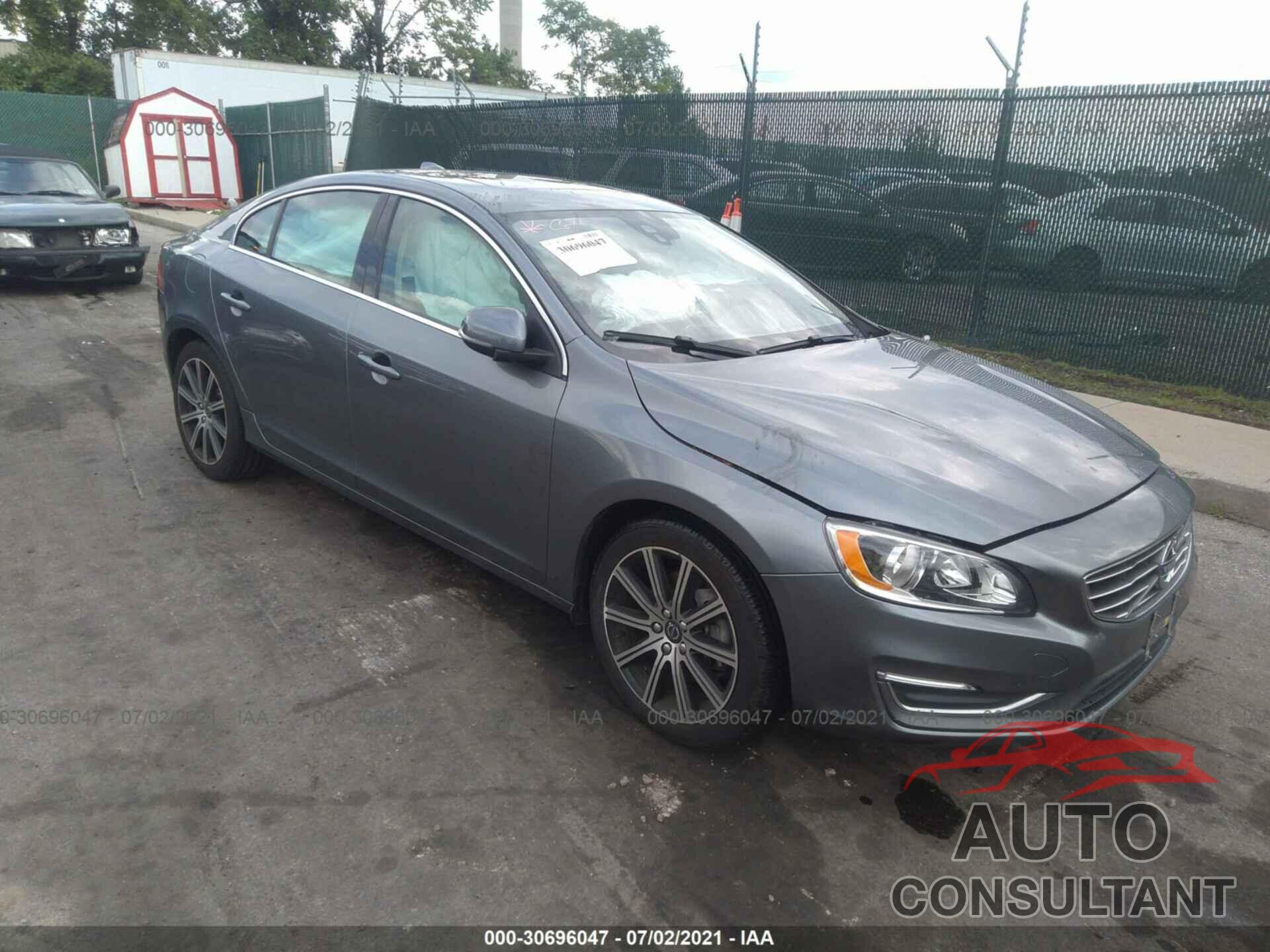 VOLVO S60 2017 - LYV402TK6HB137307