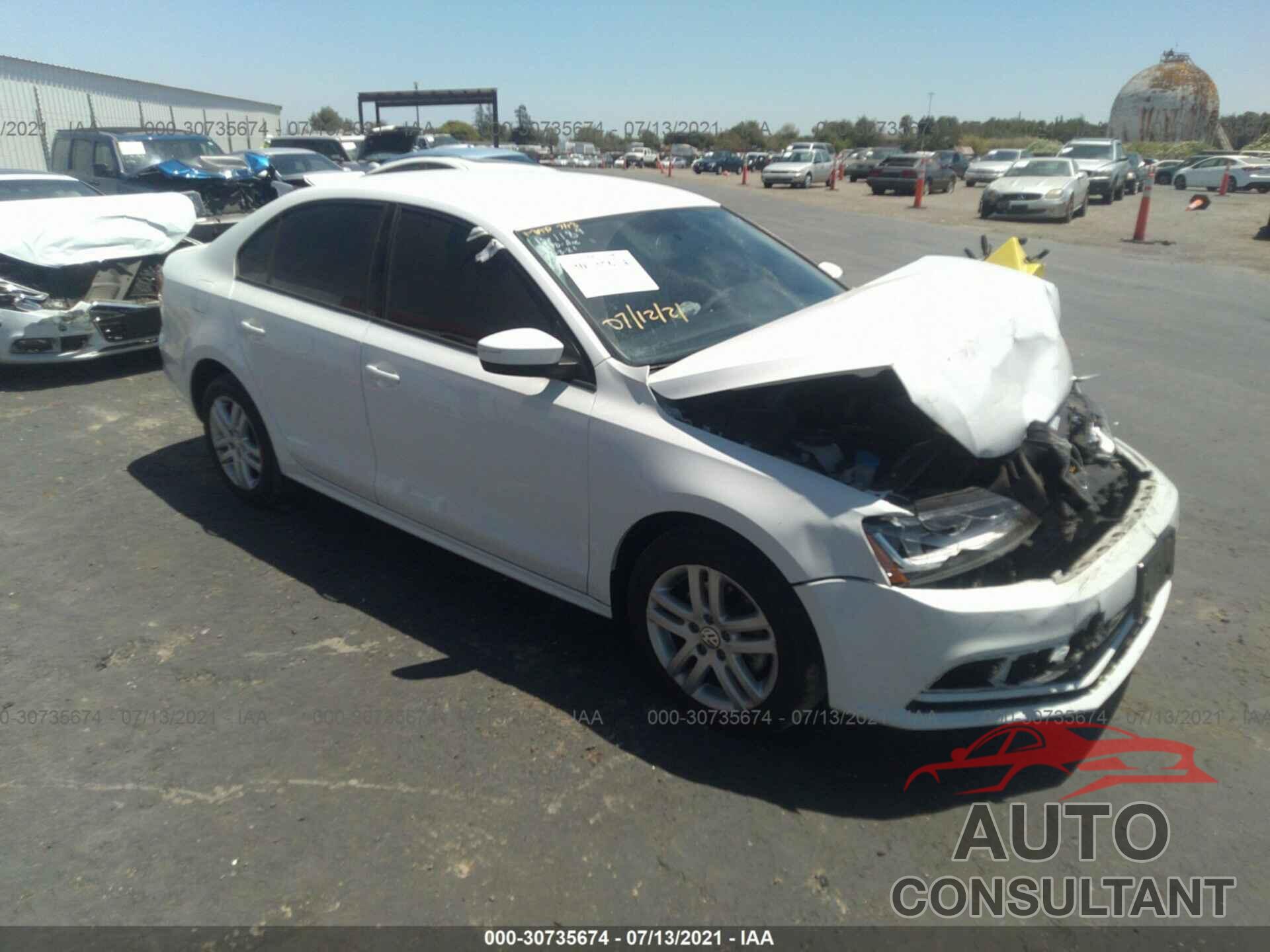 VOLKSWAGEN JETTA 2018 - 3VW2B7AJ0JM262308