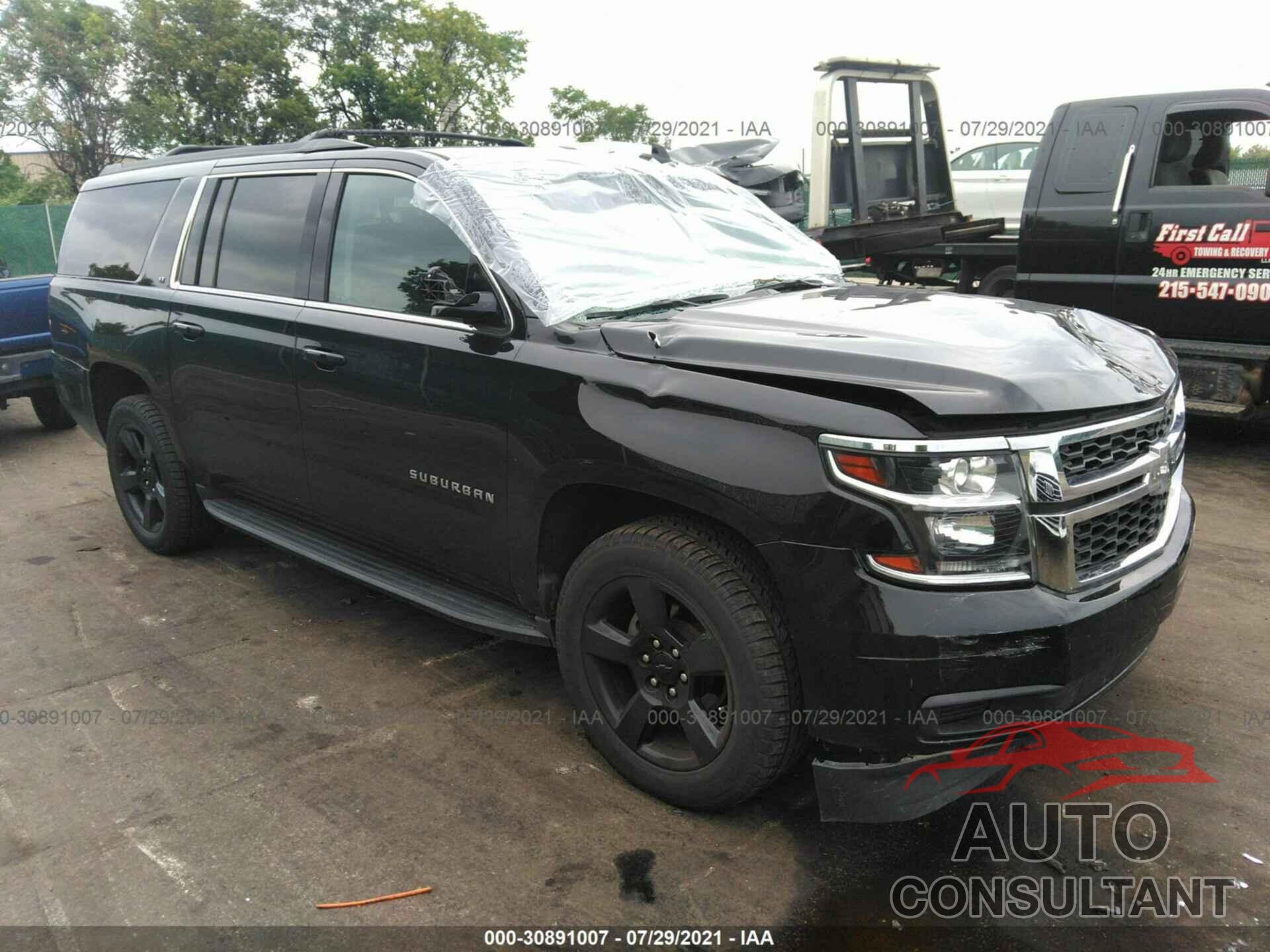 CHEVROLET SUBURBAN 2017 - 1GNSKHKC2HR271813