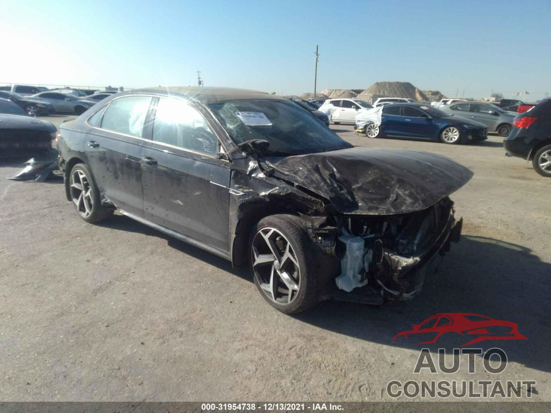 VOLKSWAGEN PASSAT 2020 - 1VWMA7A30LC021026