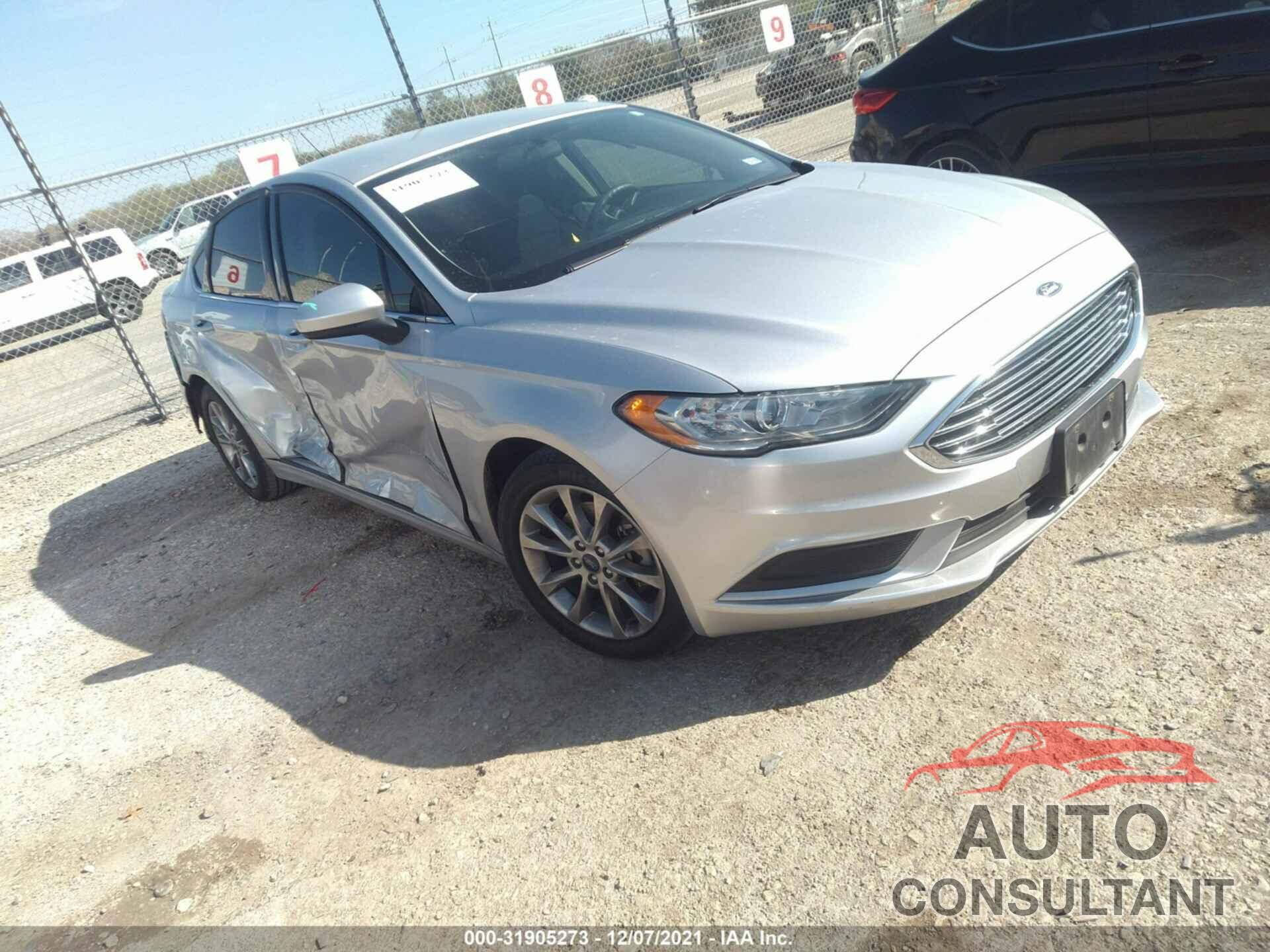 FORD FUSION 2017 - 3FA6P0LU8HR325890