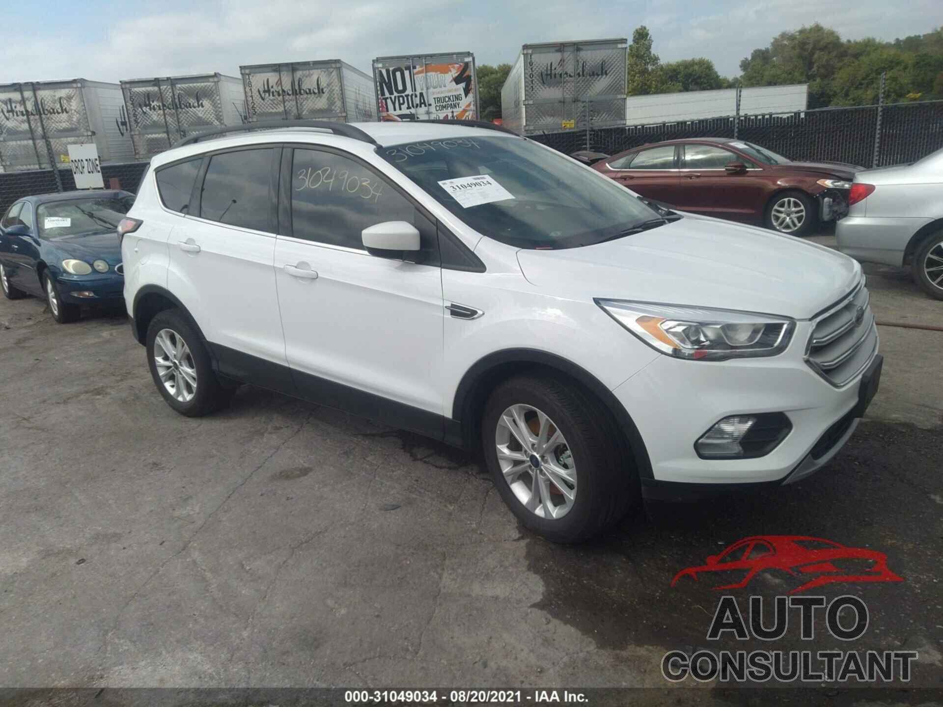 FORD ESCAPE 2018 - 1FMCU9HD3JUC48102