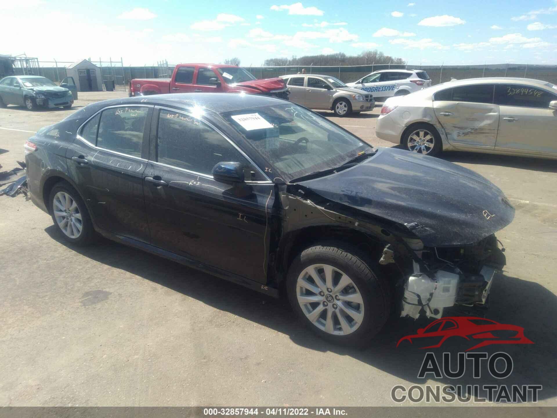 TOYOTA CAMRY 2020 - 4T1C11AK5LU324568