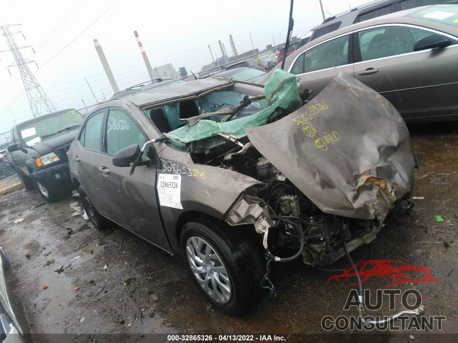 TOYOTA COROLLA 2018 - 2T1BURHE1JC011338