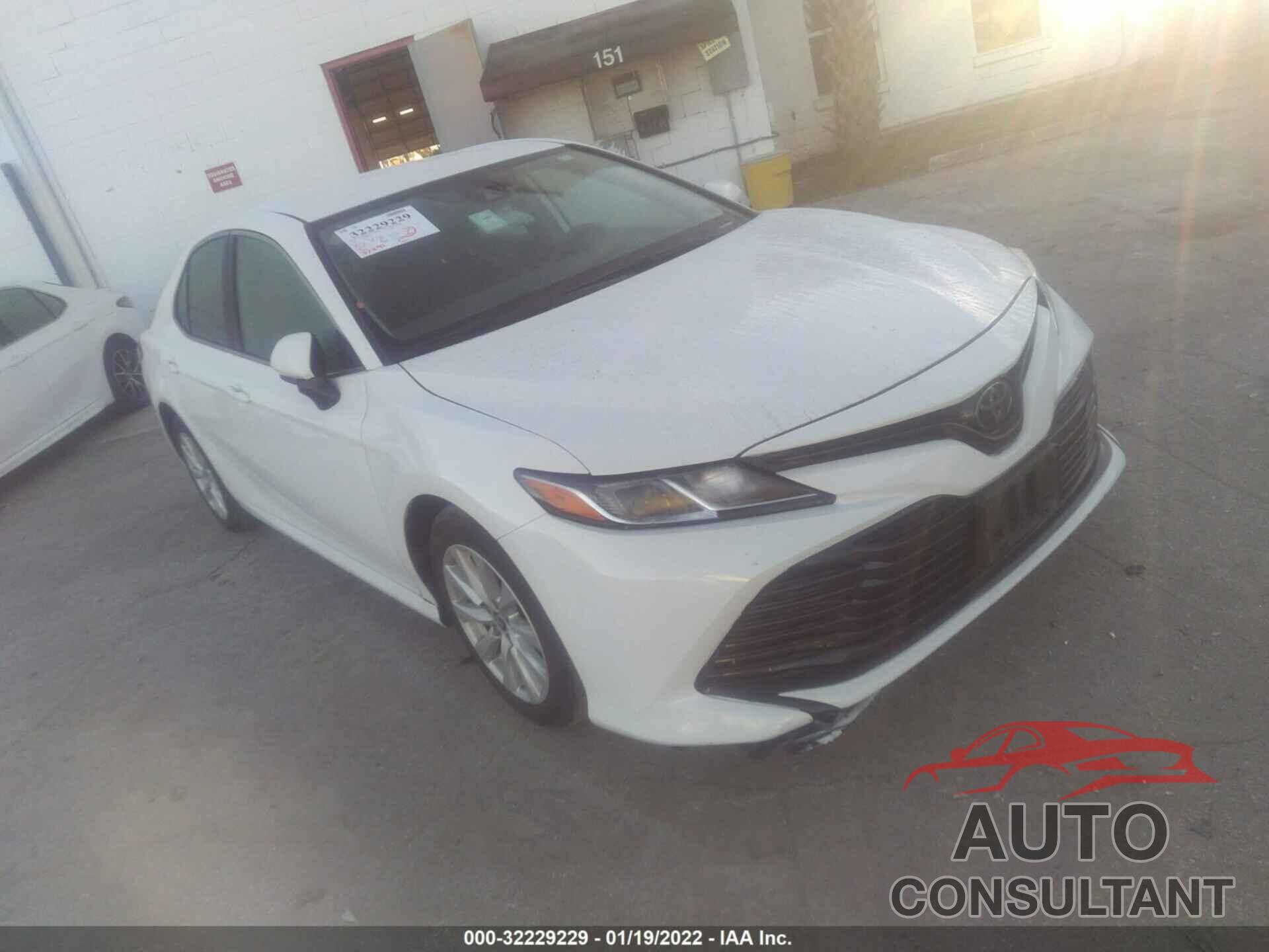 TOYOTA CAMRY 2020 - 4T1C11AK0LU359437