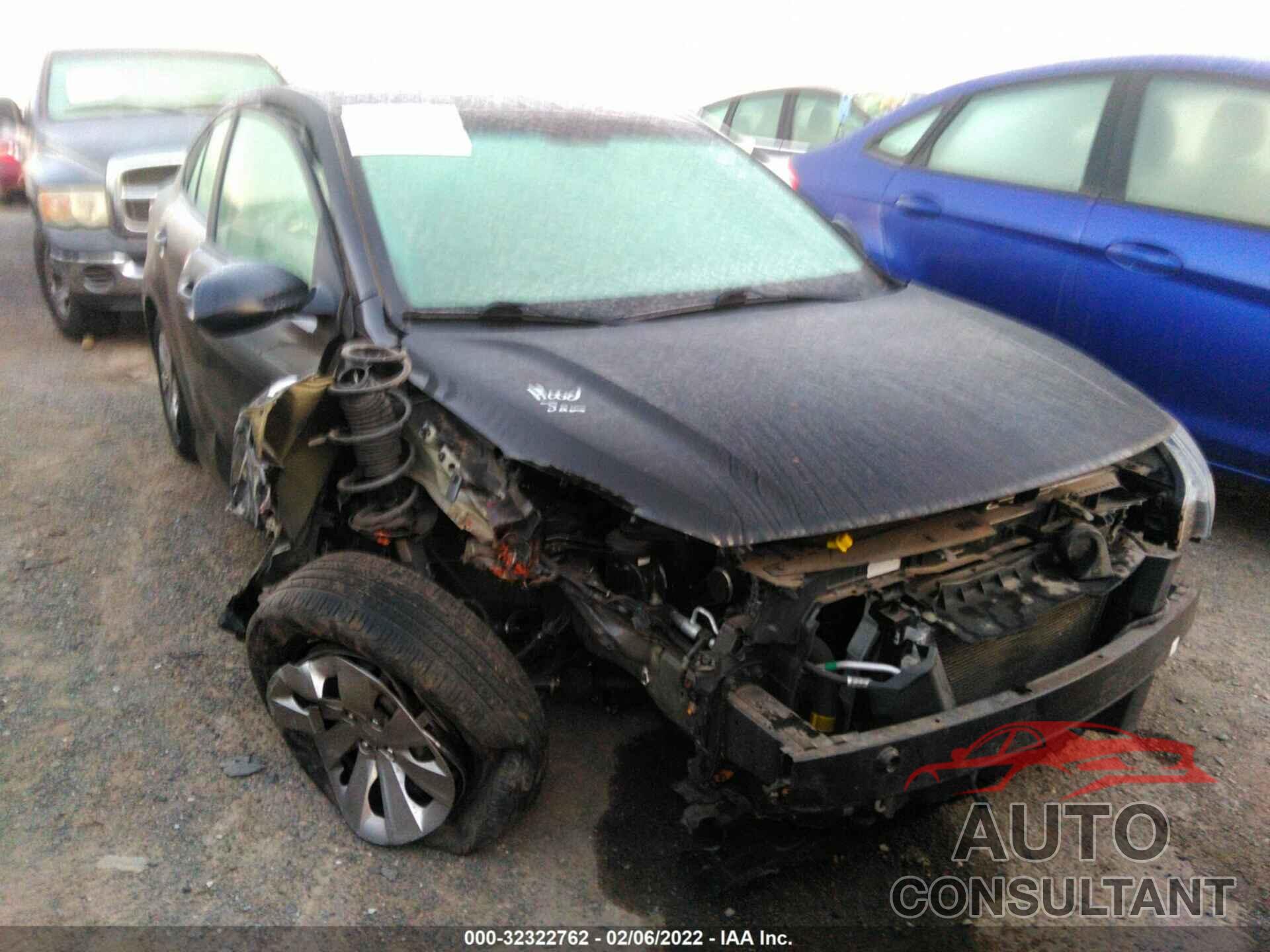 KIA RIO 2018 - 3KPA24AB5JE059821