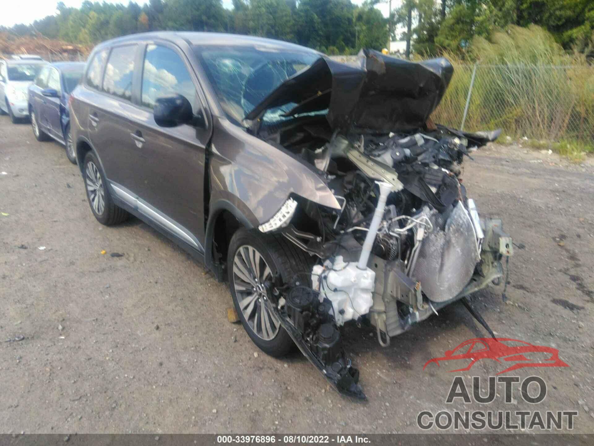 MITSUBISHI OUTLANDER 2019 - JA4AD2A35KZ016667
