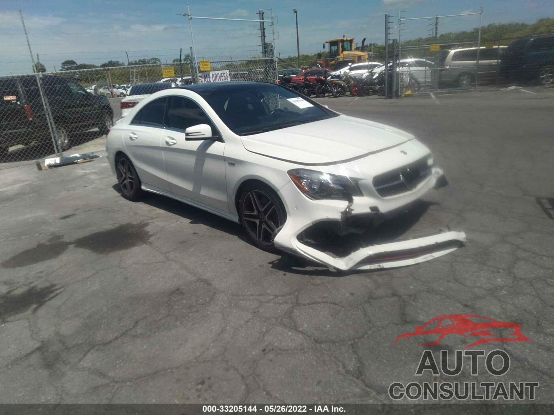 MERCEDES-BENZ CLA 2018 - WDDSJ4EB1JN583244