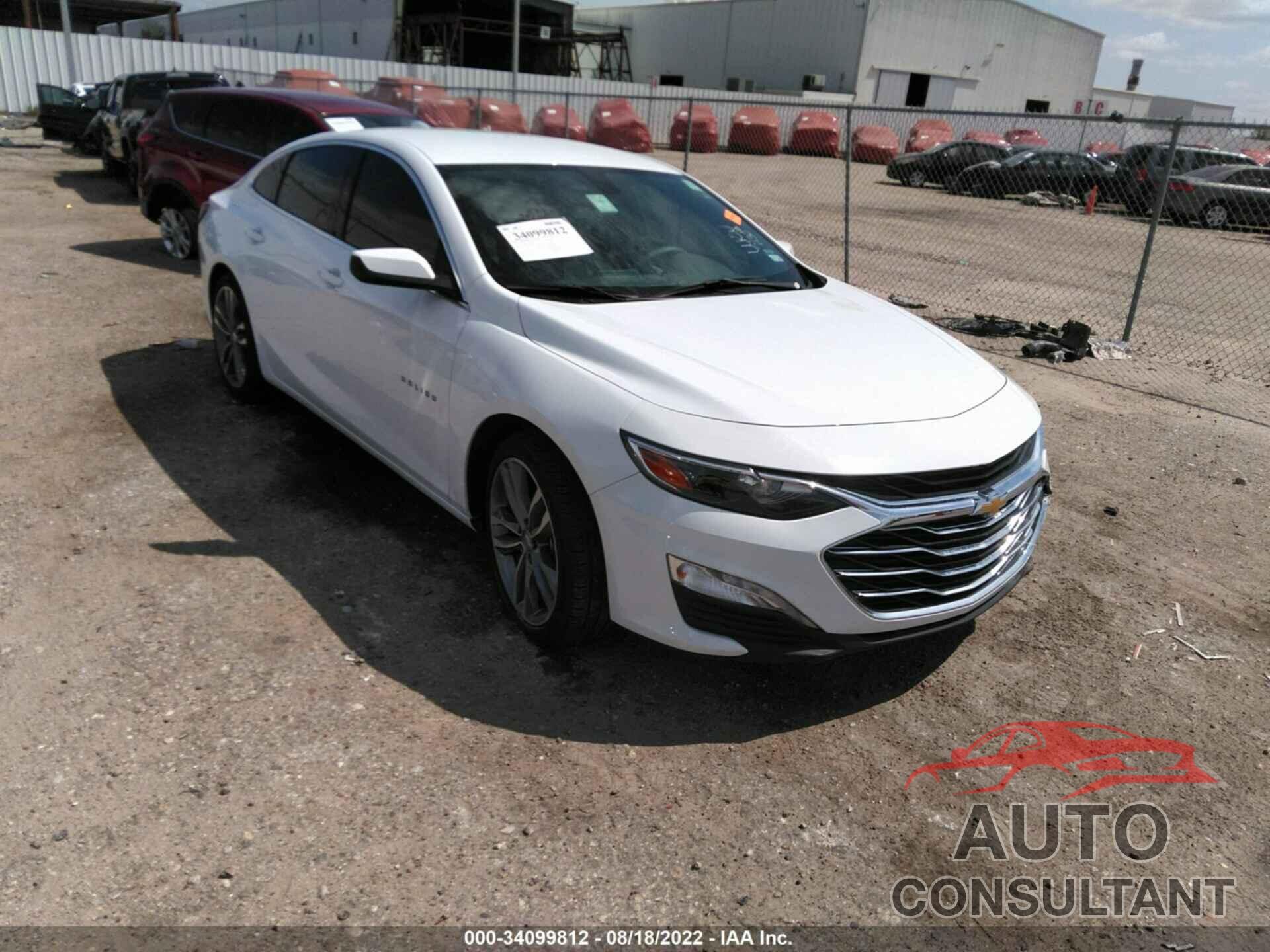 CHEVROLET MALIBU 2022 - 1G1ZD5ST3NF113471