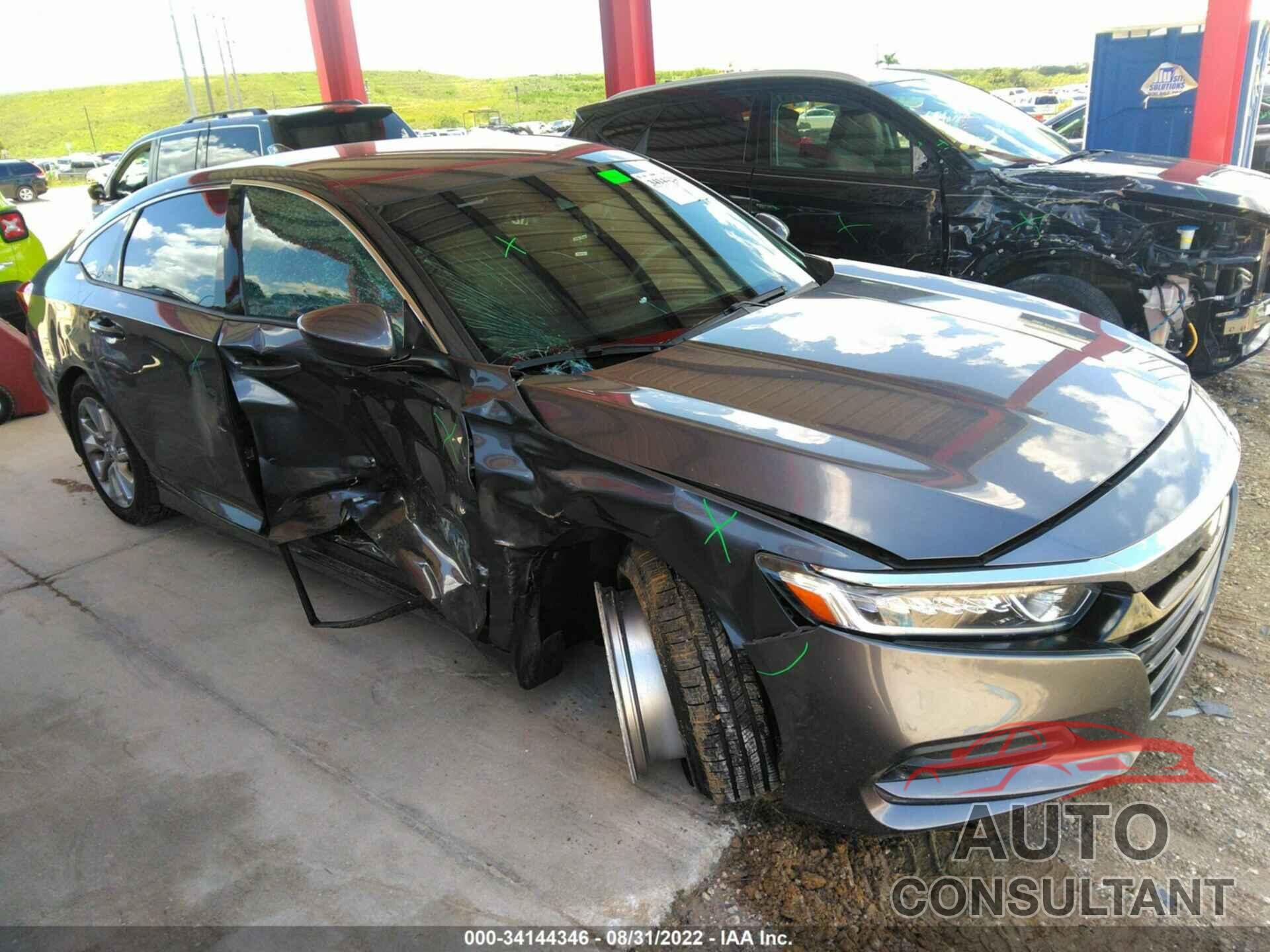 HONDA ACCORD SEDAN 2018 - 1HGCV1F13JA067676