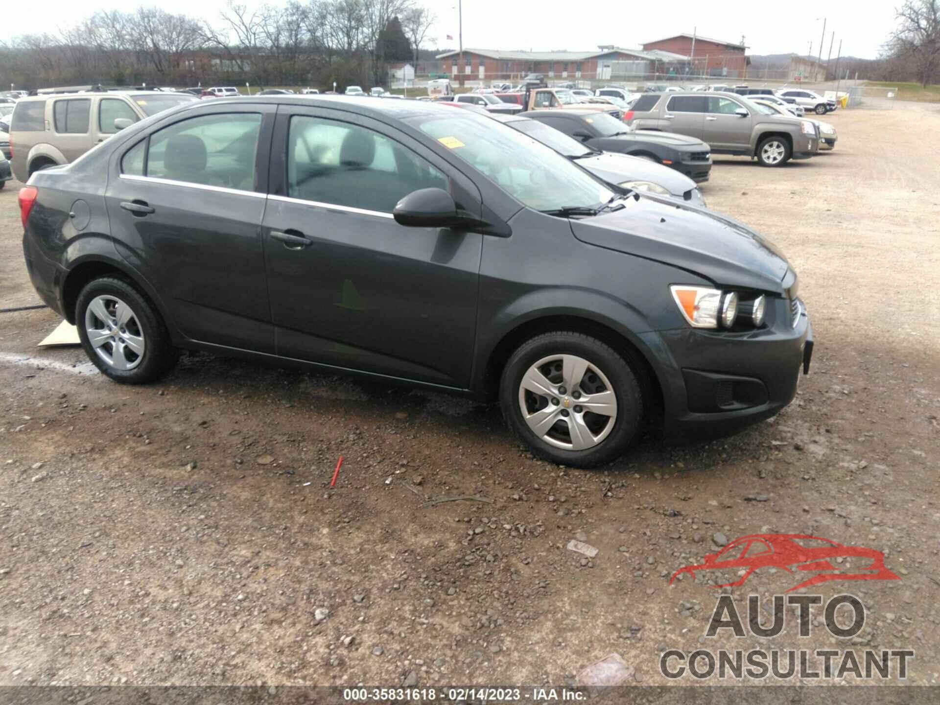 CHEVROLET SONIC 2016 - 1G1JC5SH5G4132212