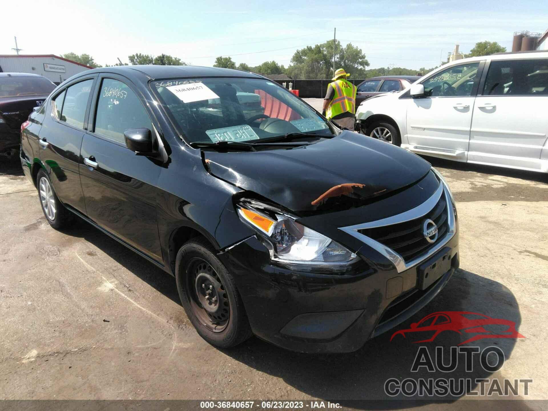 NISSAN VERSA 2017 - 3N1CN7AP0HL843118