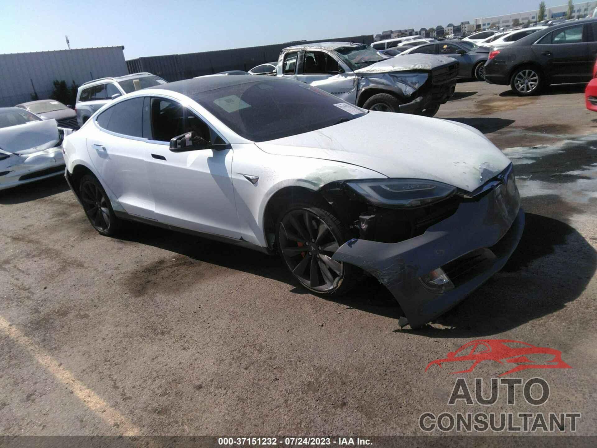 TESLA MODEL S 2018 - 5YJSA1E24JF260426