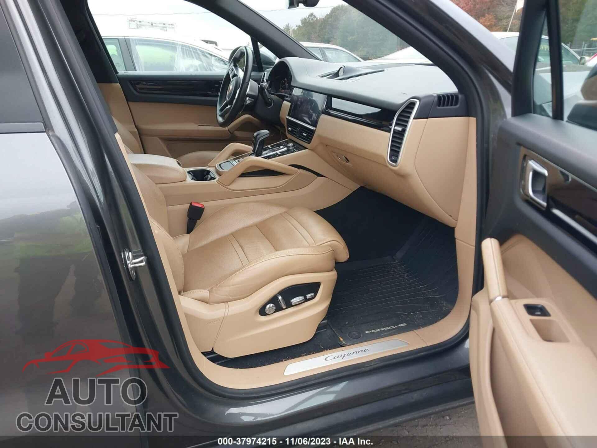 PORSCHE CAYENNE 2019 - WP1AA2AY9KDA07220