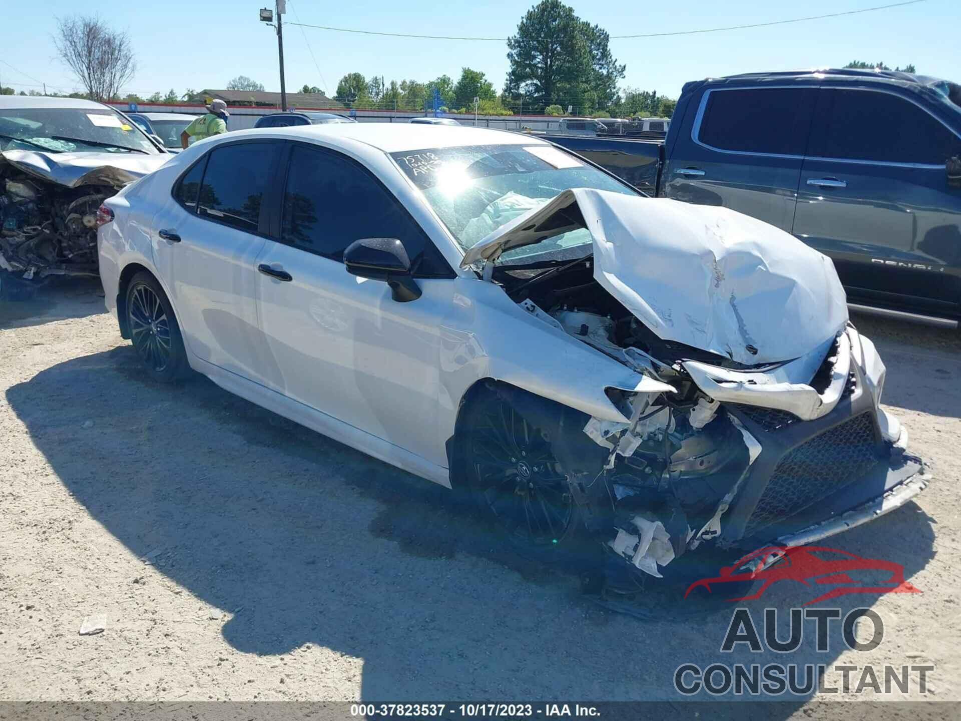 TOYOTA CAMRY 2020 - 4T1G11AK8LU326851