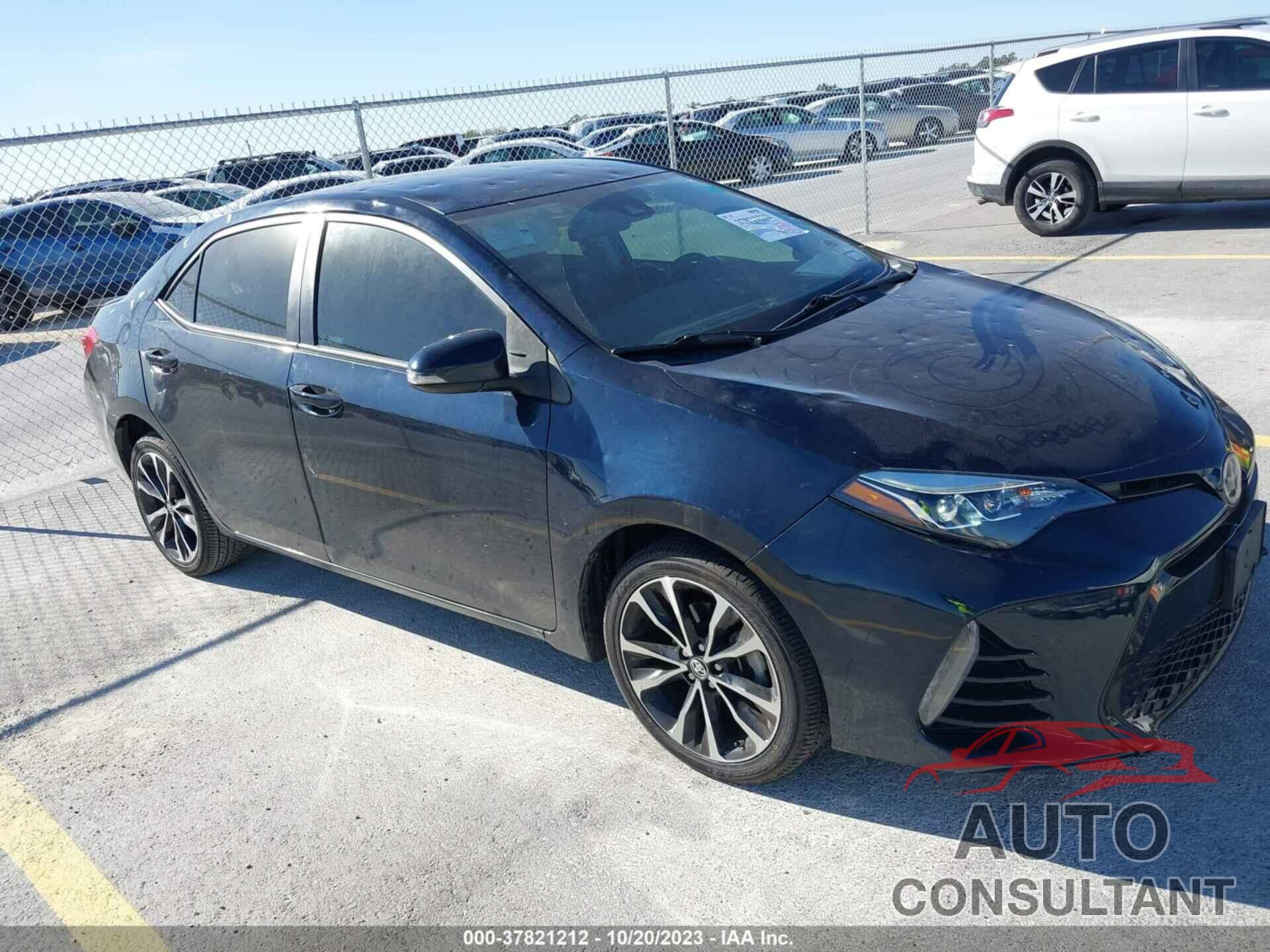 TOYOTA COROLLA 2018 - 5YFBURHE2JP821190