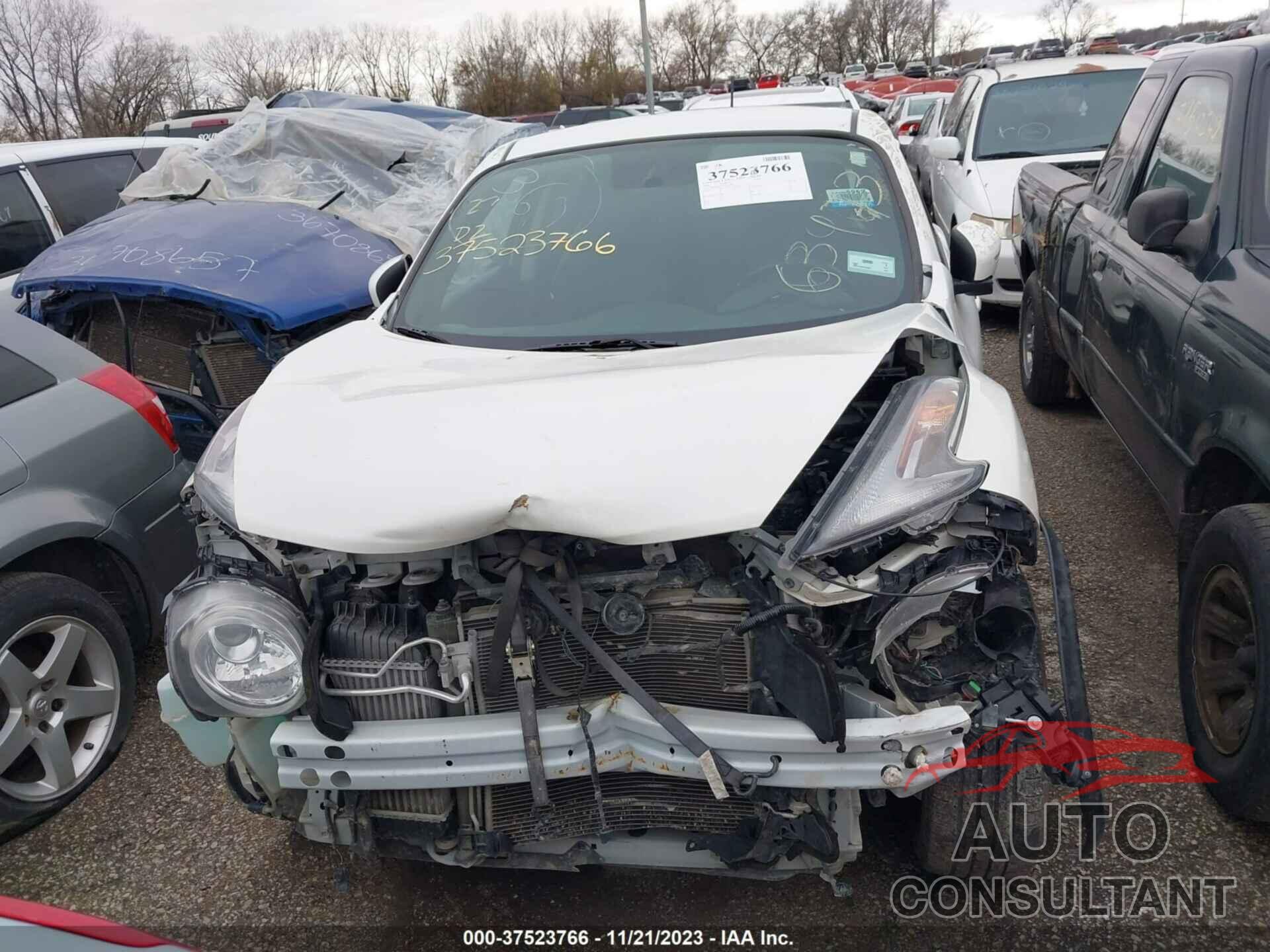 NISSAN JUKE 2016 - JN8AF5MV0GT655598