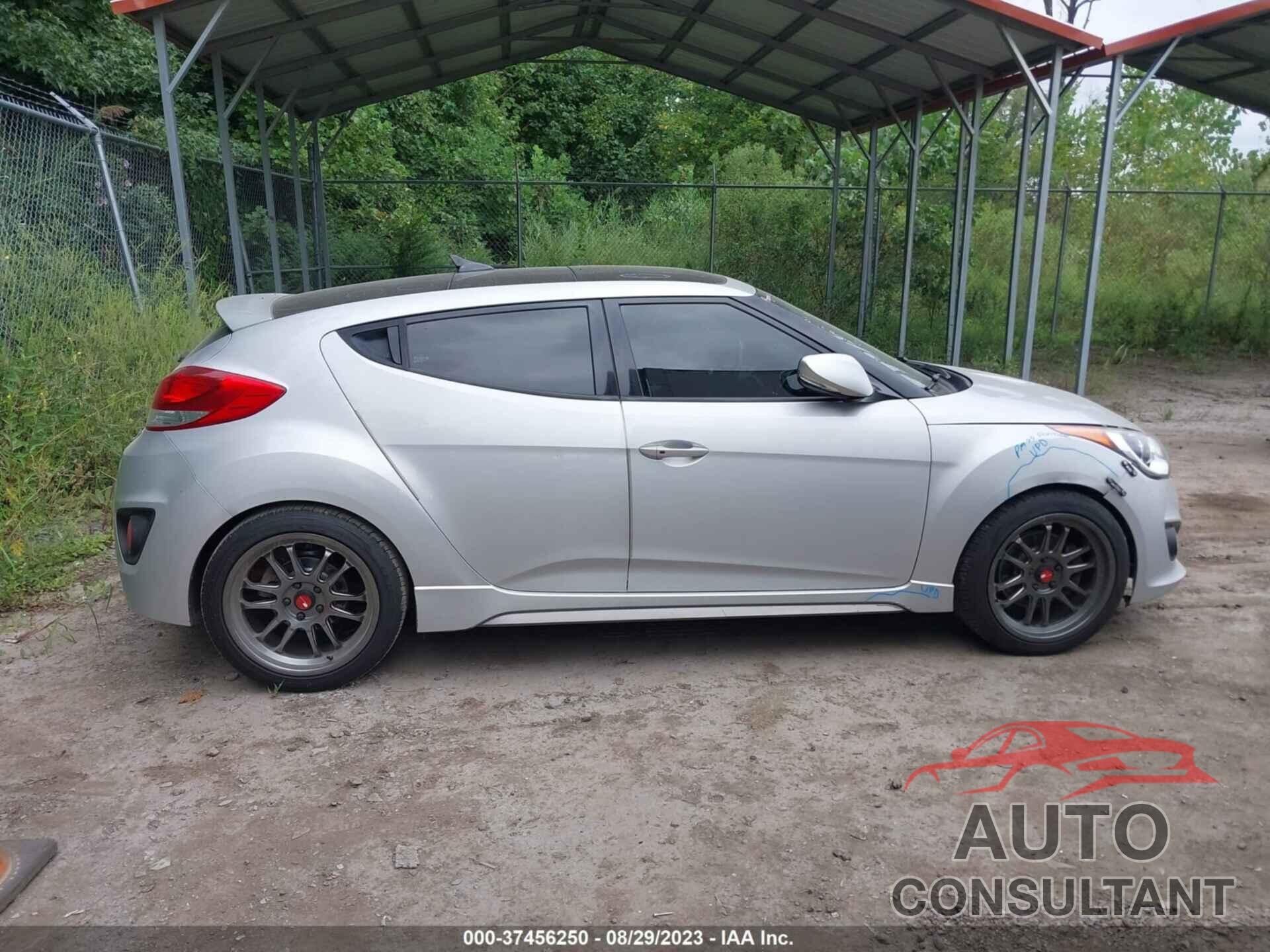 HYUNDAI VELOSTER 2016 - KMHTC6AE0GU289106