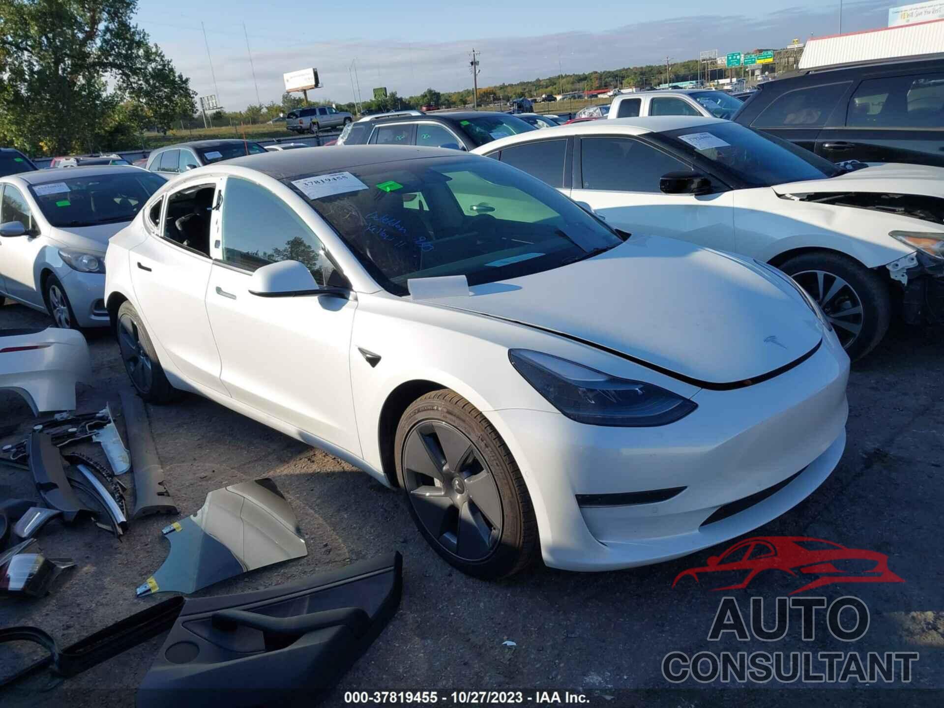 TESLA MODEL 3 2022 - 5YJ3E1EA7NF102443
