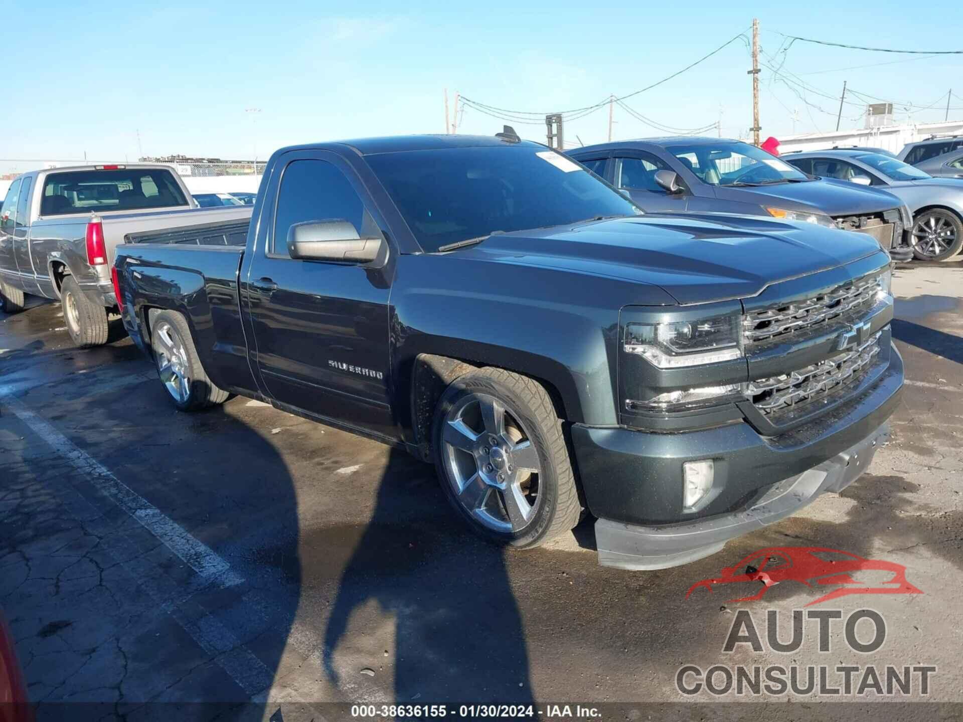 CHEVROLET SILVERADO 1500 2017 - 1GCNCREC1HZ229265