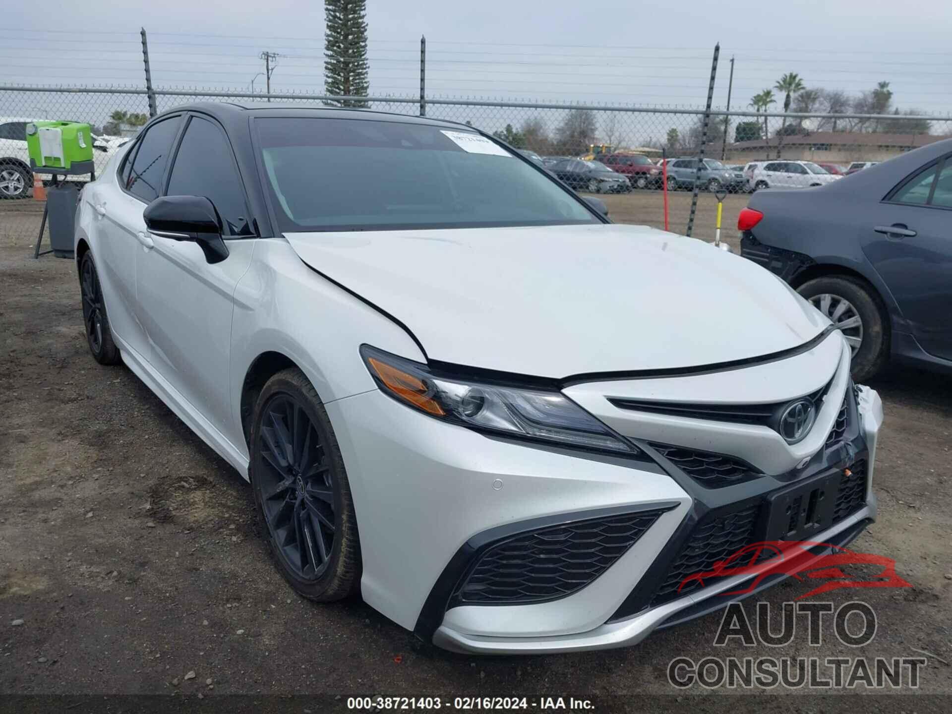 TOYOTA CAMRY 2023 - 4T1KZ1AK4PU085251