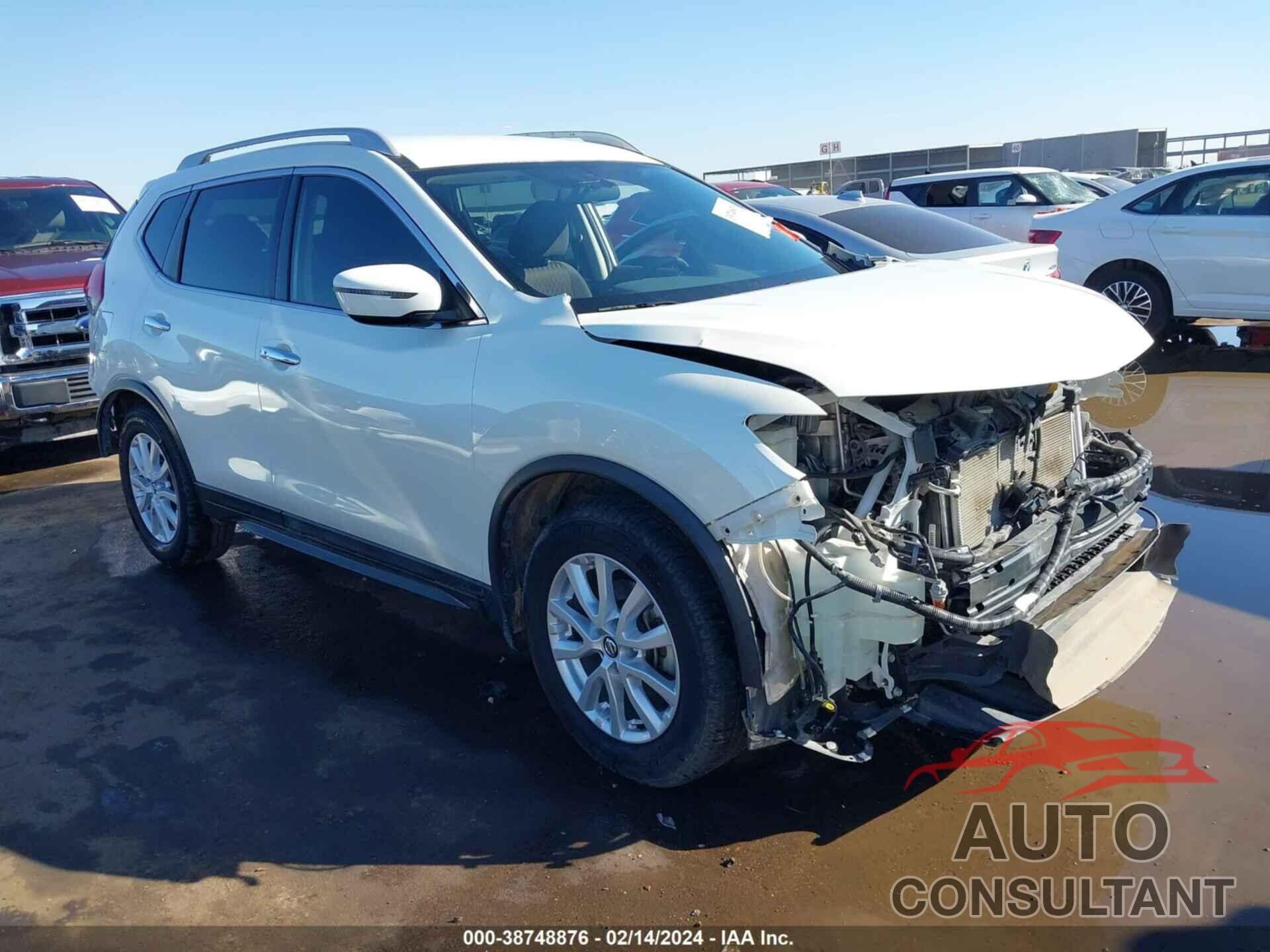 NISSAN ROGUE 2018 - 5N1AT2MT8JC764556