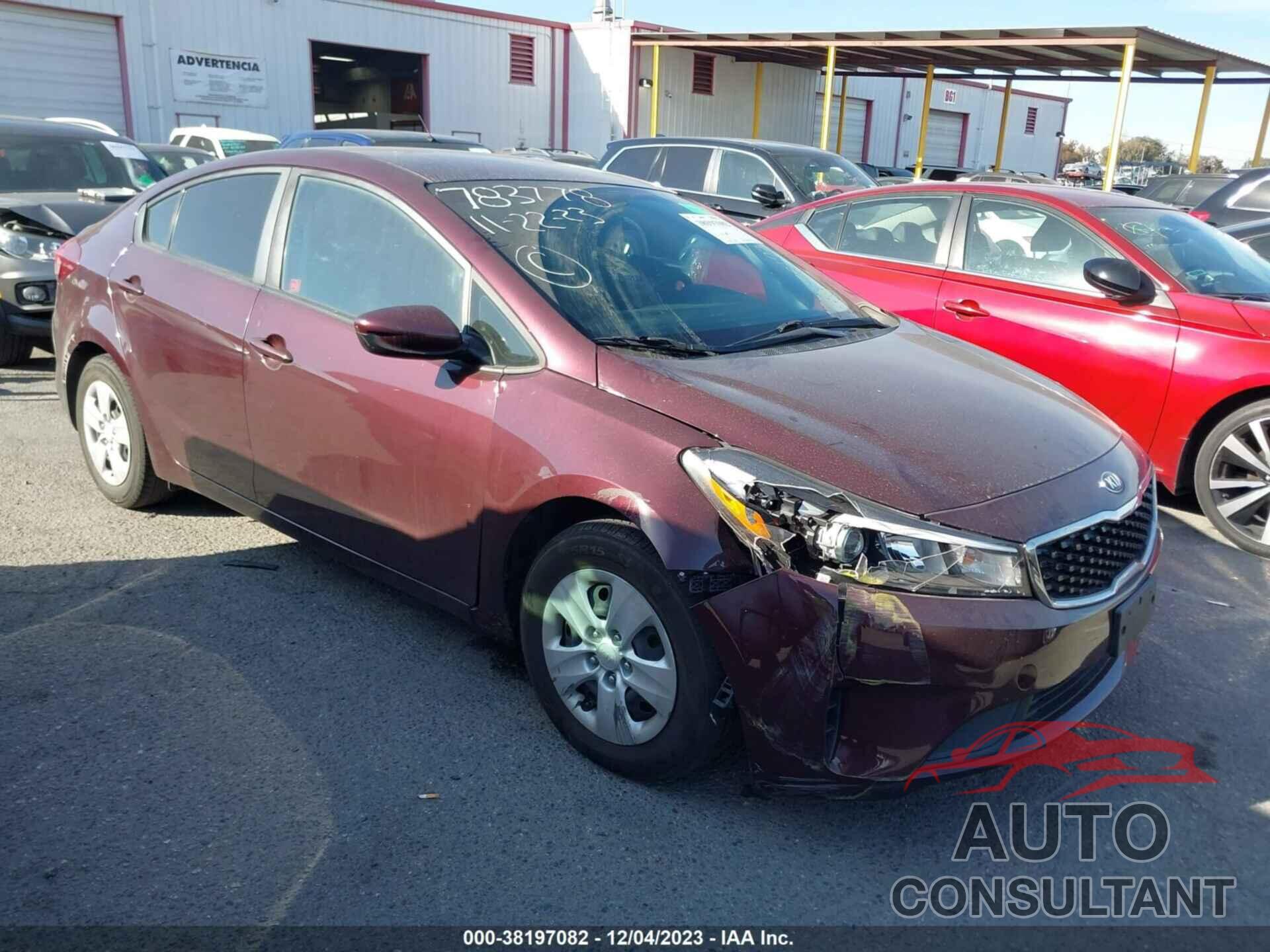 KIA FORTE 2018 - 3KPFK4A75JE246364