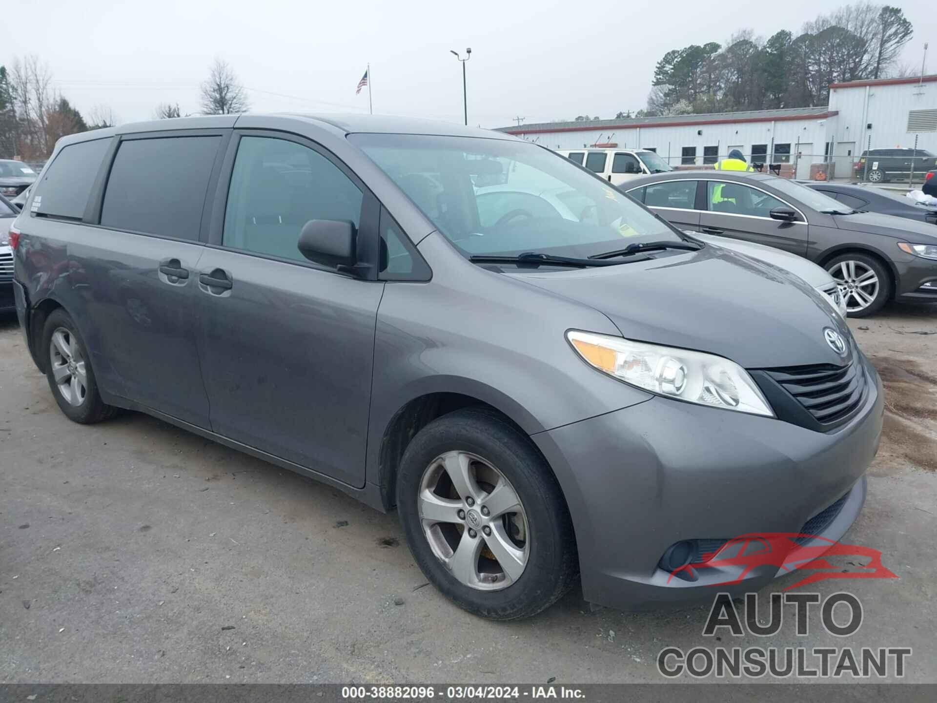 TOYOTA SIENNA 2017 - 5TDZZ3DC9HS868901