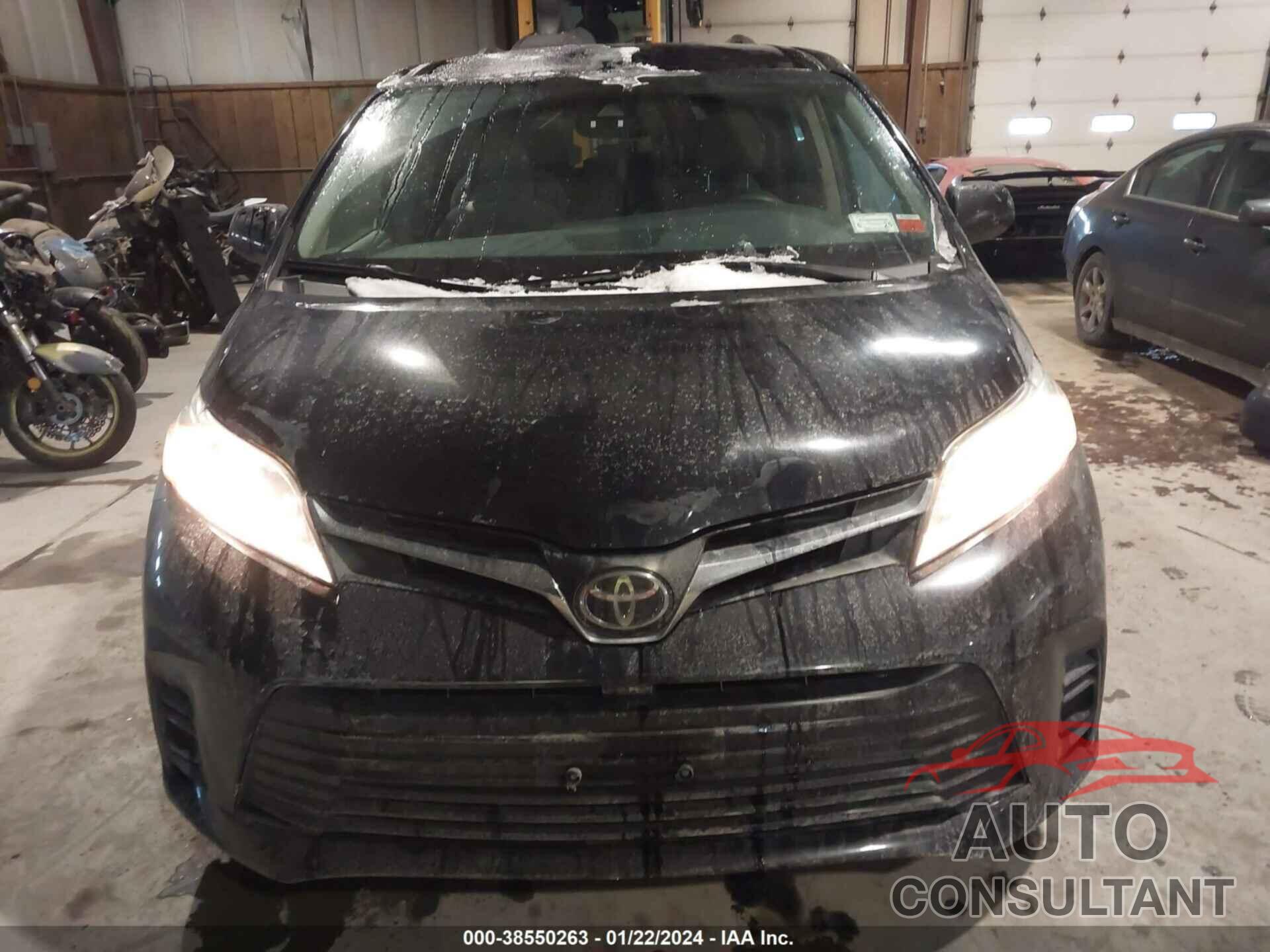 TOYOTA SIENNA 2019 - 5TDKZ3DC0KS996243