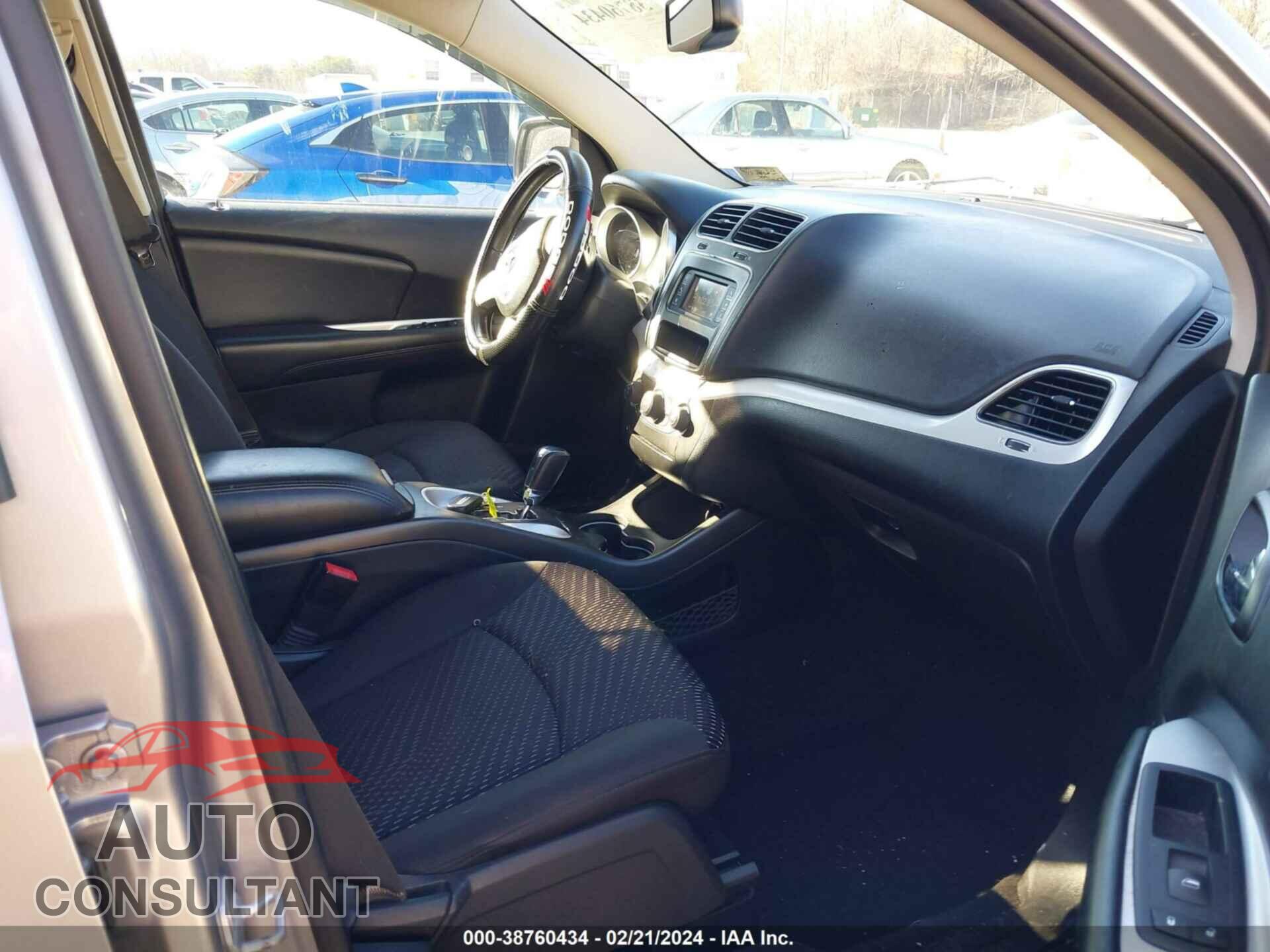 DODGE JOURNEY 2017 - 3C4PDCBB0HT659908