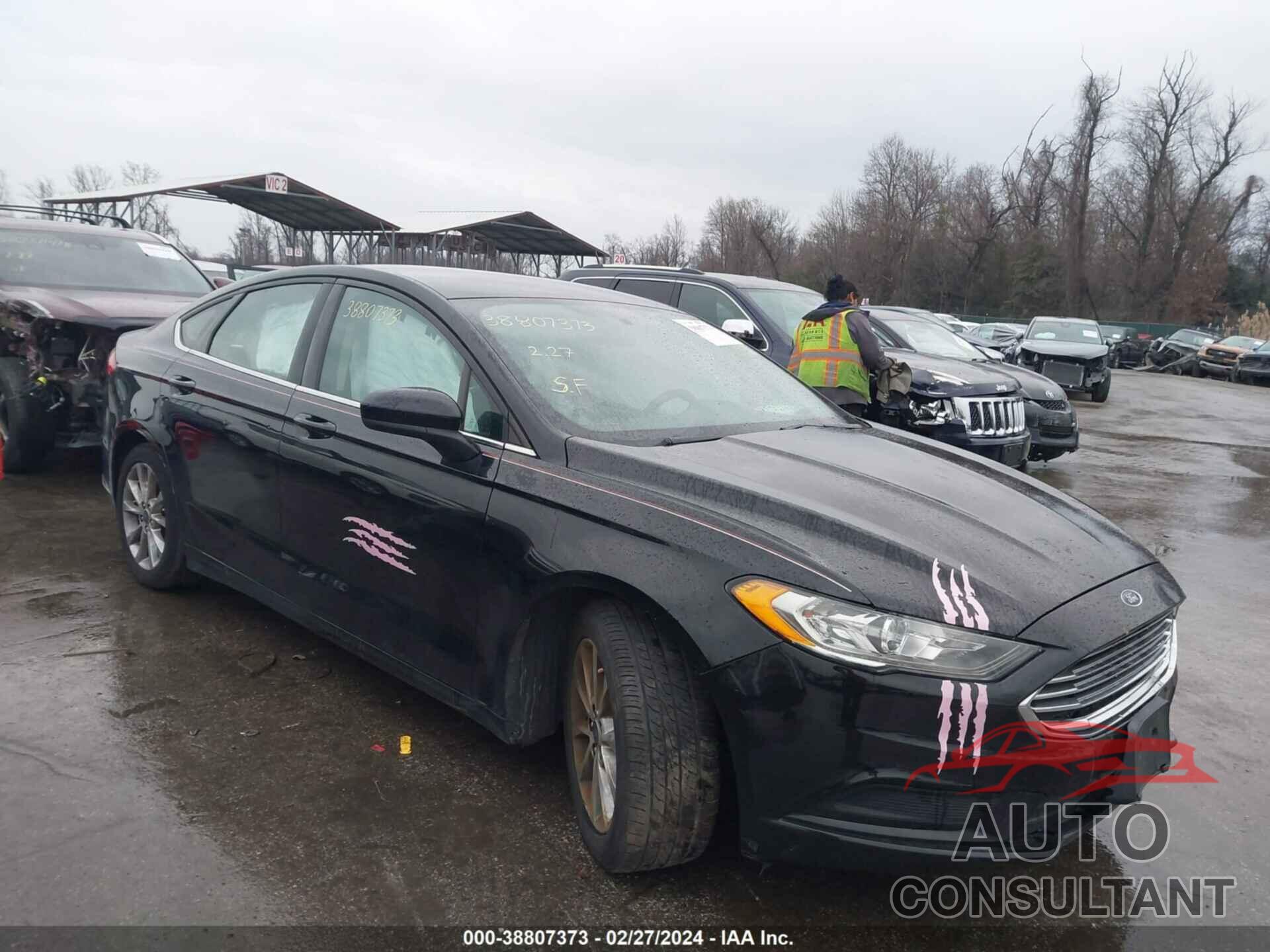 FORD FUSION 2017 - 3FA6P0H75HR150520
