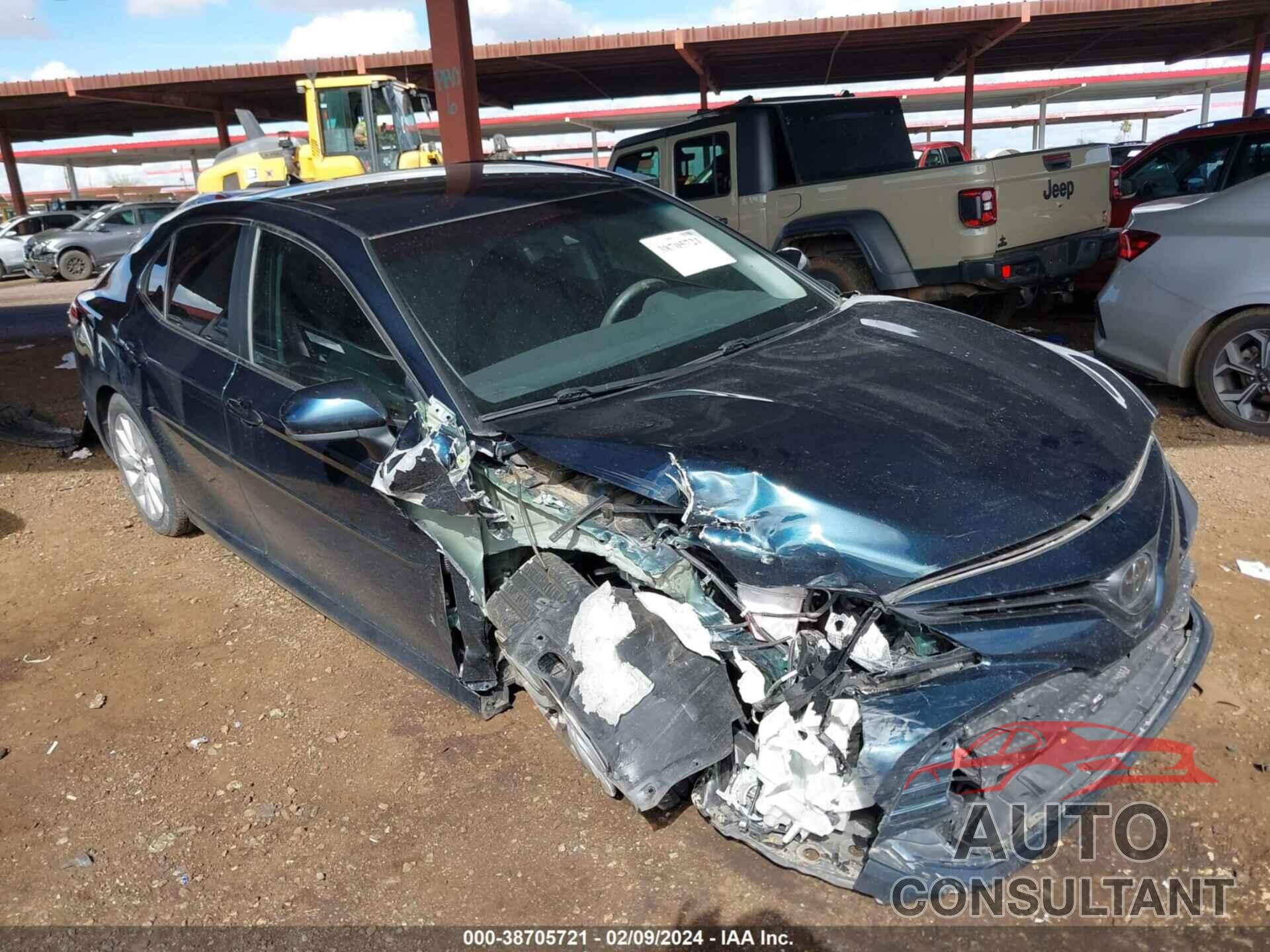 TOYOTA CAMRY 2020 - 4T1C11AK2LU396201