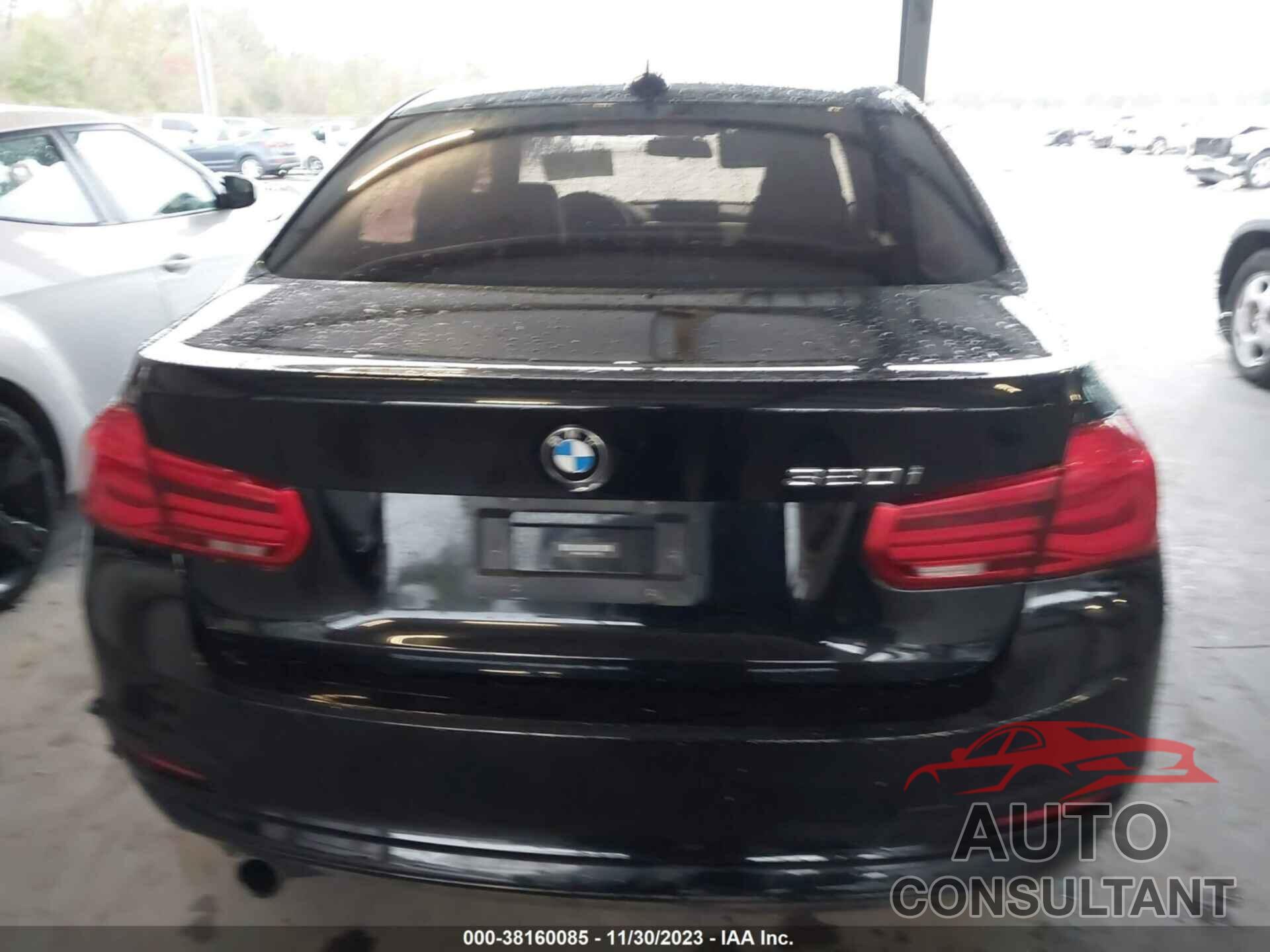 BMW 320I 2016 - WBA8A9C51GK618385